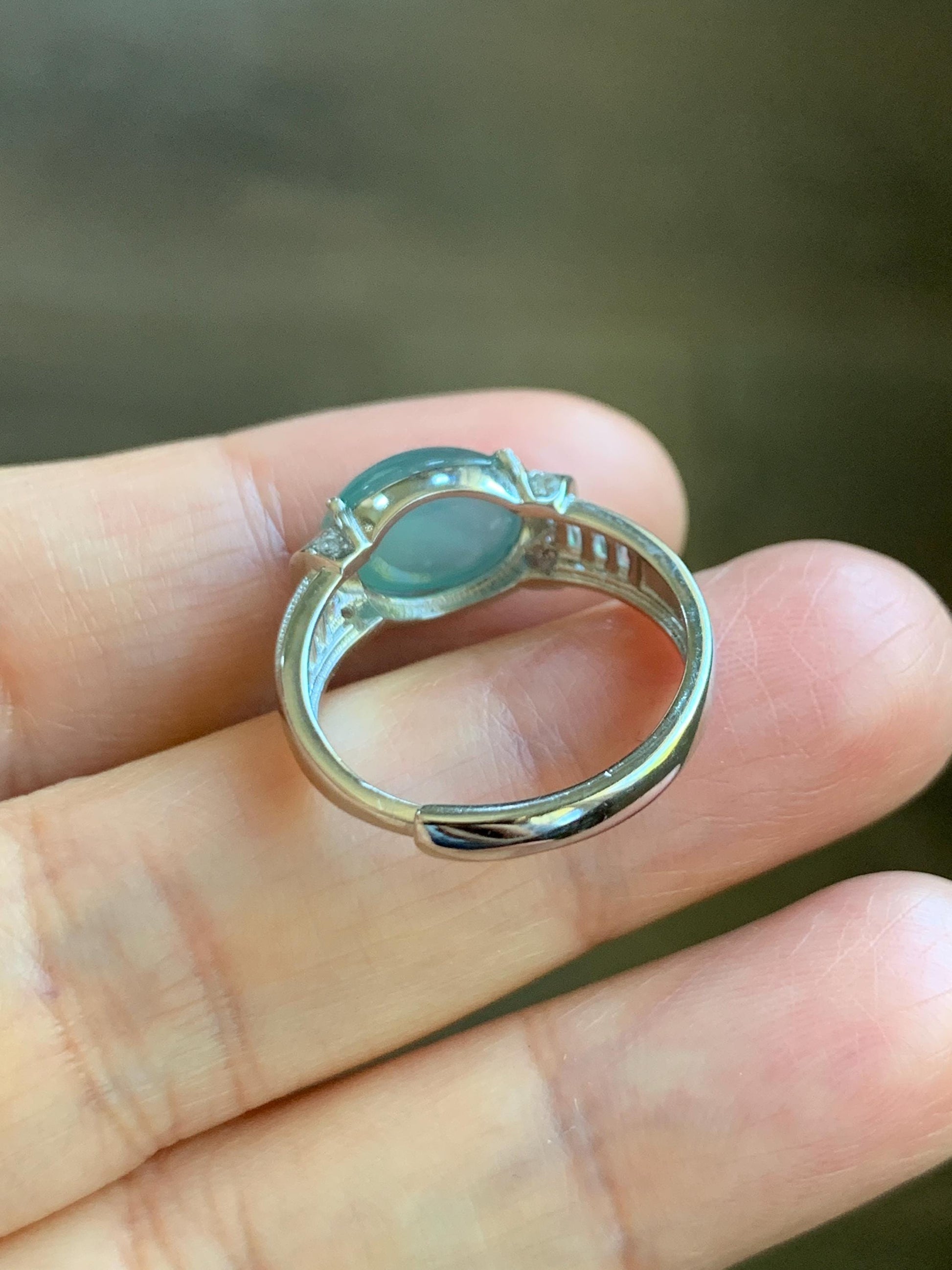 Natural Grade A Guatemalan Icy Translucent Light Teal Green Oval Jade Jadeite Ring Sterling Silver Size Adjustable 天然冰危浅蓝绿翡翠银镶戒指 JDX132A