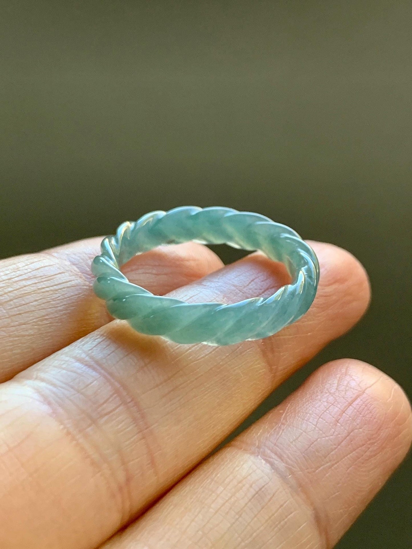 Natural Grade A Guatemalan Icy Translucent Gelatinous Dusty Teal Jade Jadeite Carved Braid Band Ring Size 8 US 天然冰危暗蓝绿翡翠麻花戒圈 MHW66C