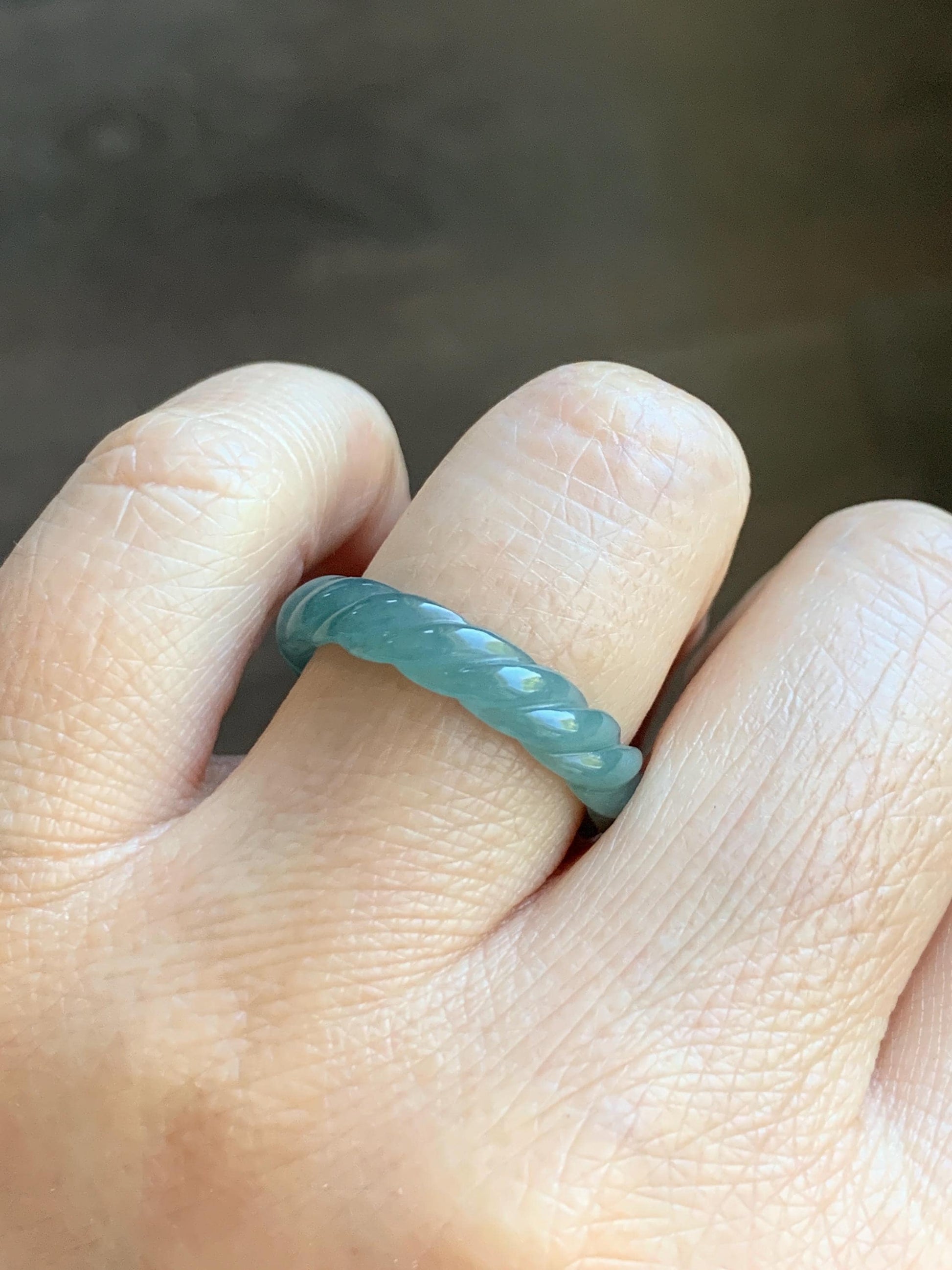 Natural Grade A Guatemalan Icy Translucent Gelatinous Dusty Teal Jade Jadeite Carved Braid Band Ring Size 8 US 天然冰危暗蓝绿翡翠麻花戒圈 MHW66C