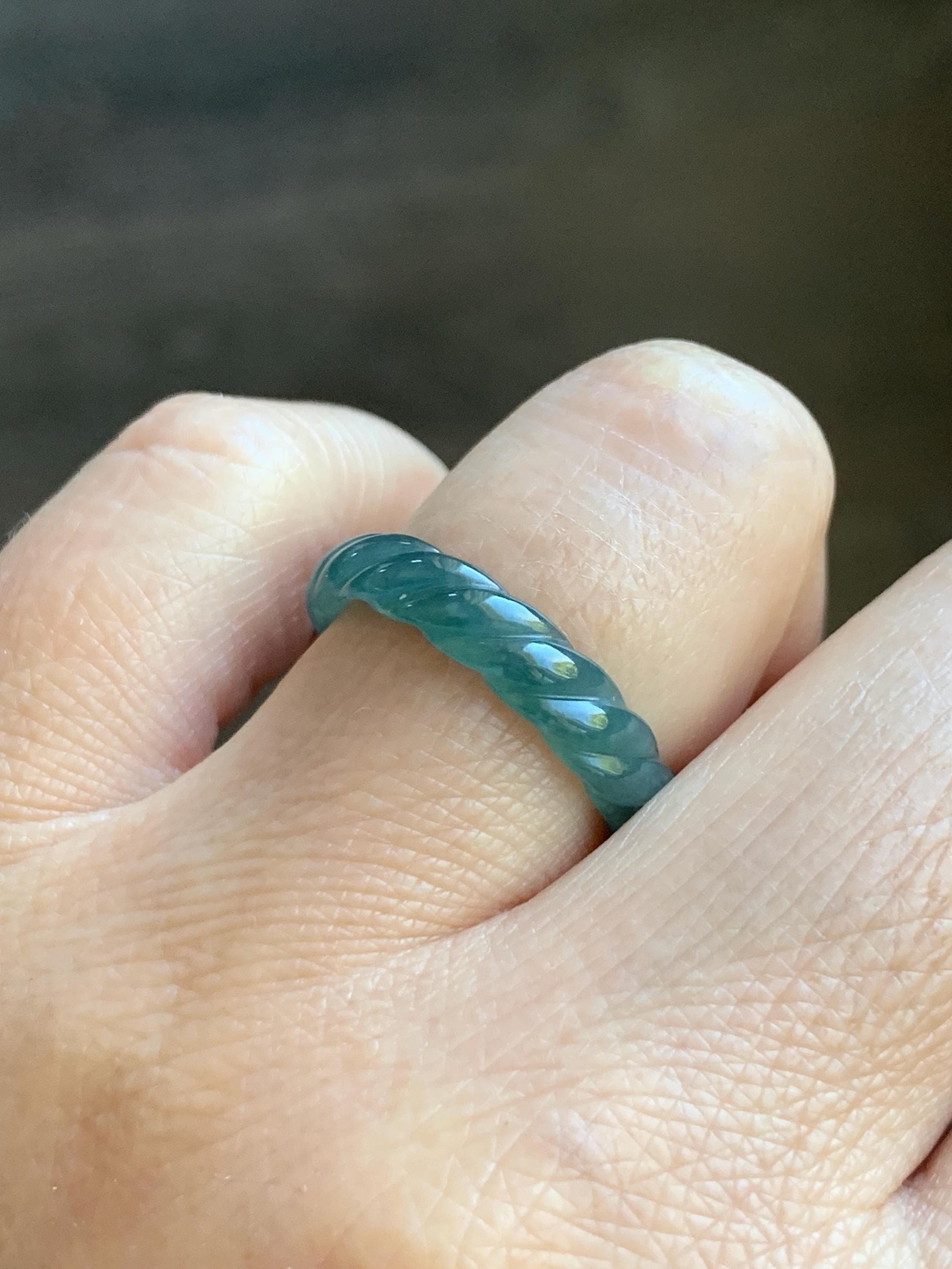 Natural Grade A Guatemalan Icy Translucent Gelatinous Dark Teal Blue Jade Jadeite Carved Braid Band Ring Size 7 US 天然冰危深蓝绿翡翠麻花戒圈 MHW66D