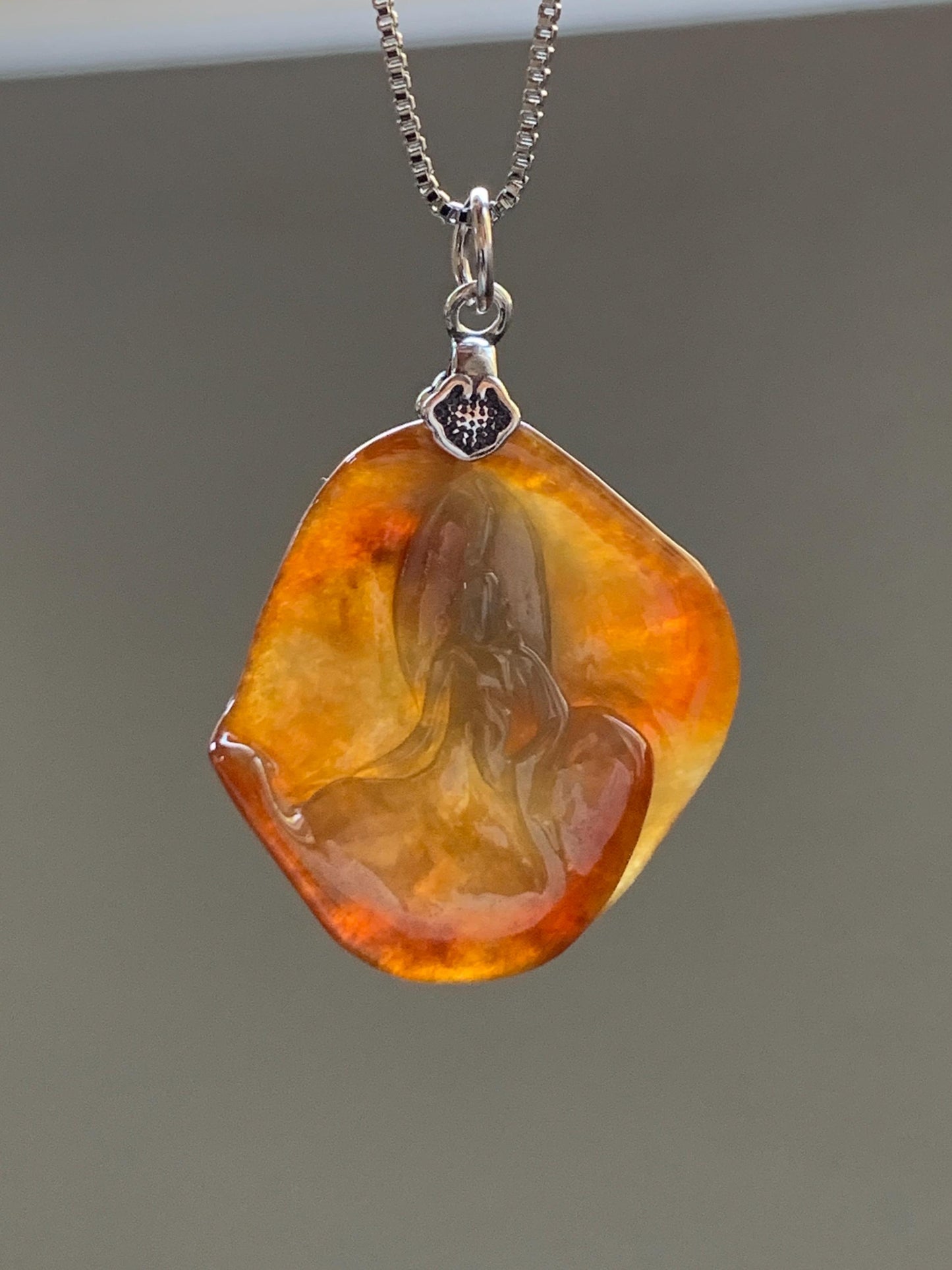 Natural Grade A Bicolored Icy White & Red Highly Translucent Jade Jadeite Carved Wu Dao Pendant Sterling Silver 5g 天然冰油红皮双色翡翠悟道镶嵌吊坠 MHP228