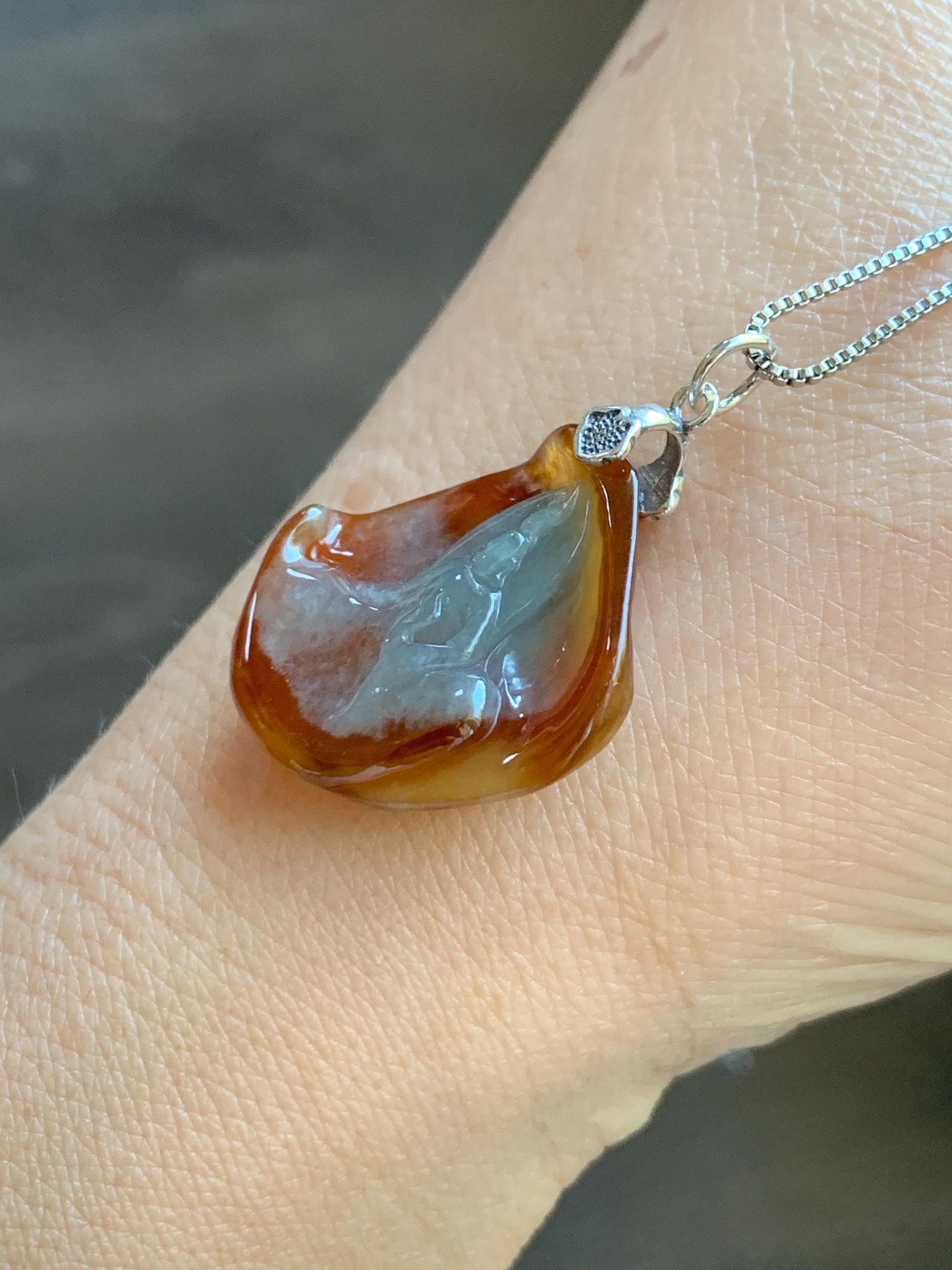 Natural Grade A Bicolored Icy White & Red Highly Translucent Jade Jadeite Carved Wu Dao Pendant Sterling Silver 5g 天然冰油红皮双色翡翠悟道镶嵌吊坠 MHP228