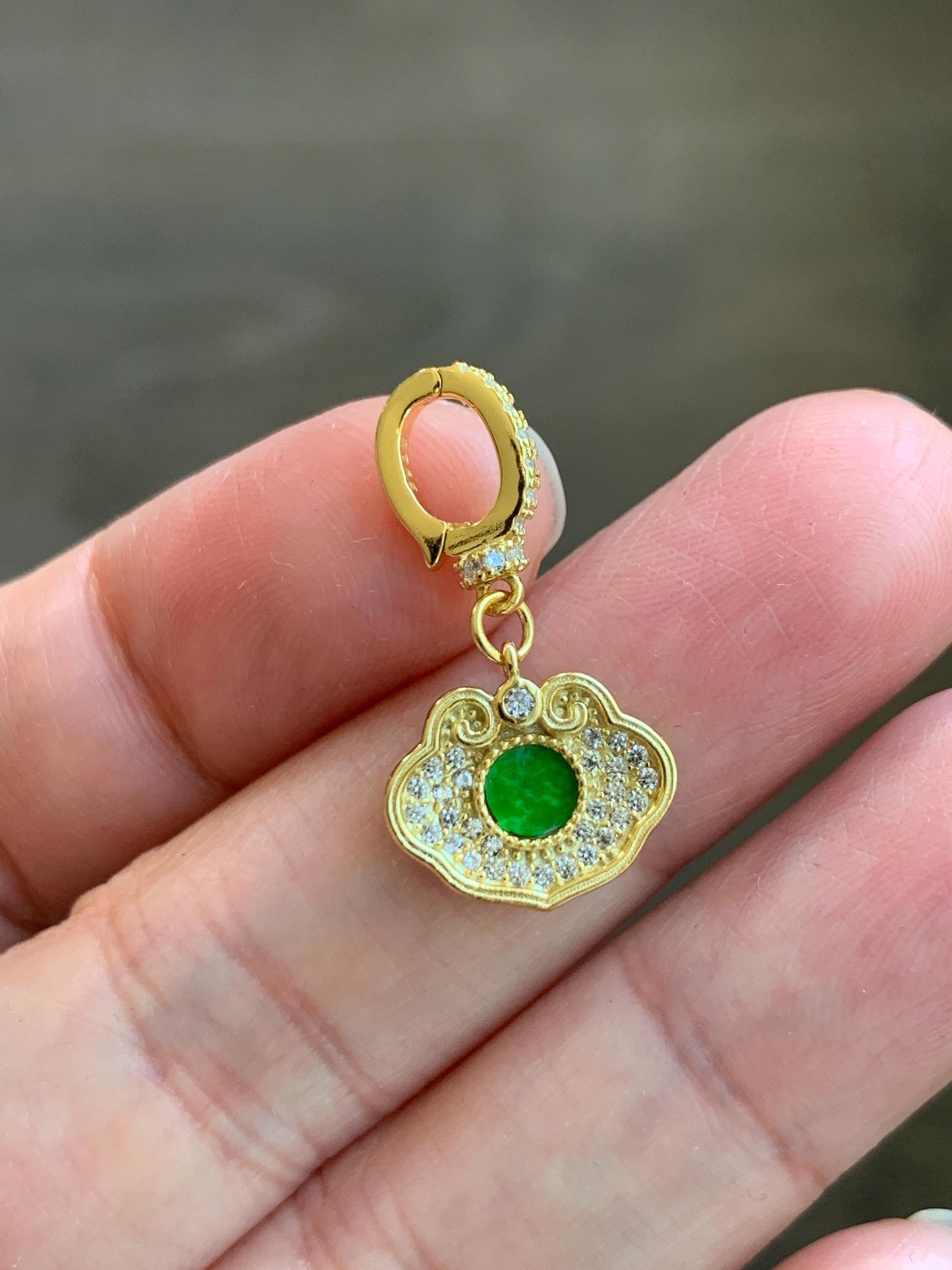 Natural Grade A Icy Vibrant Green Jade Jadeite Hua Qing Ruyi Charm Pendant Sterling Silver Yellow Gold Overlay 天然花青翡翠如意珍珠扣吊坠 MHQ140R