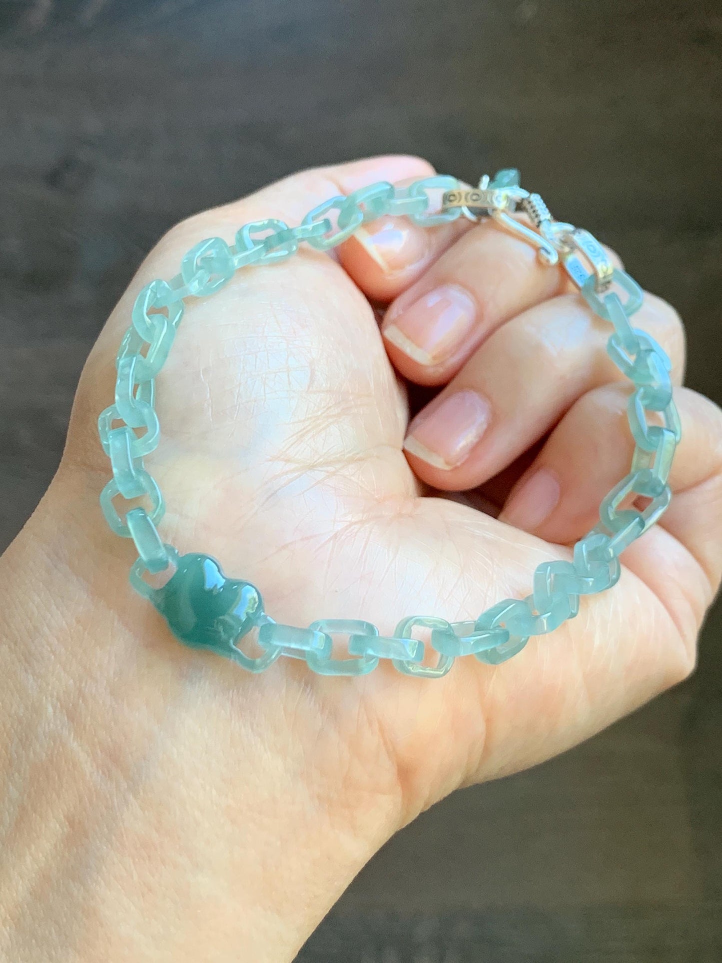 Certified Natural Type A Guatemalan Icy Teal Blue Jadeite Carved Interlocking Links Heart Bracelet Sterling Silver 9.25” 天然冰危蓝翡翠龙骨链爱心手链 571