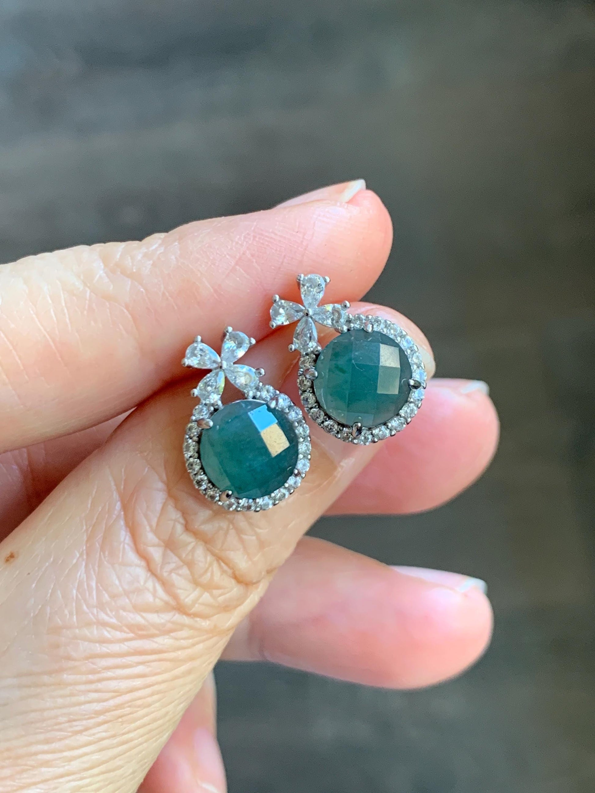 Natural Grade A Guatemalan Icy Translucent Dark Teal Blue Jade Jadeite Faceted Round Stud Earrings Sterling Silver 天然冰危深蓝绿翡翠切割面银镶耳钉 WQG77