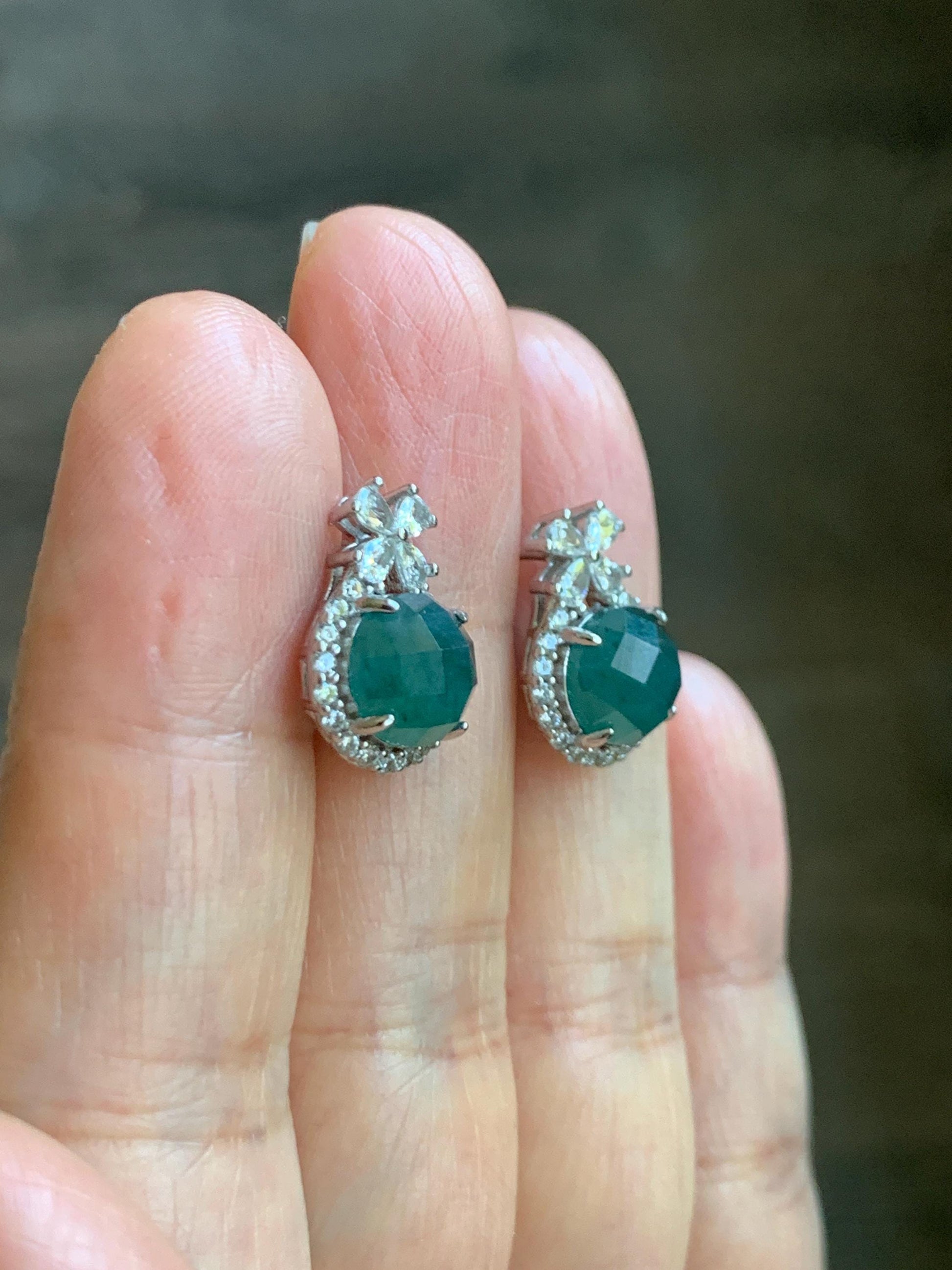 Natural Grade A Guatemalan Icy Translucent Dark Teal Blue Jade Jadeite Faceted Round Stud Earrings Sterling Silver 天然冰危深蓝绿翡翠切割面银镶耳钉 WQG77