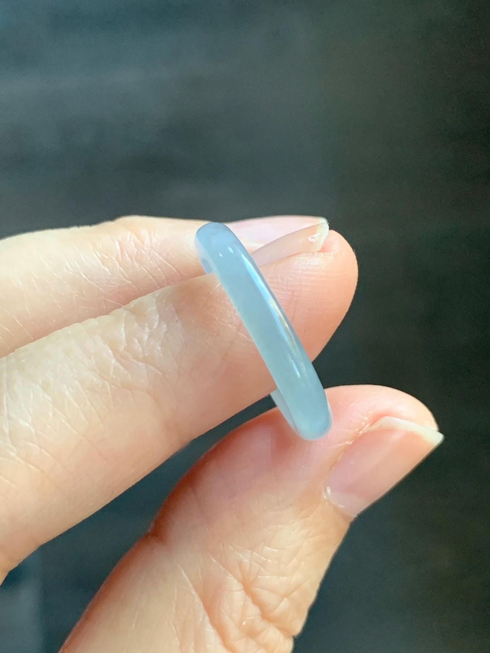 Natural Grade A Guatemalan Icy Highly Translucent Pastel Blue Jade Jadeite Band Ring Size 8 US 天然冰危起光浅蓝翡翠戒圈 QWZ150A