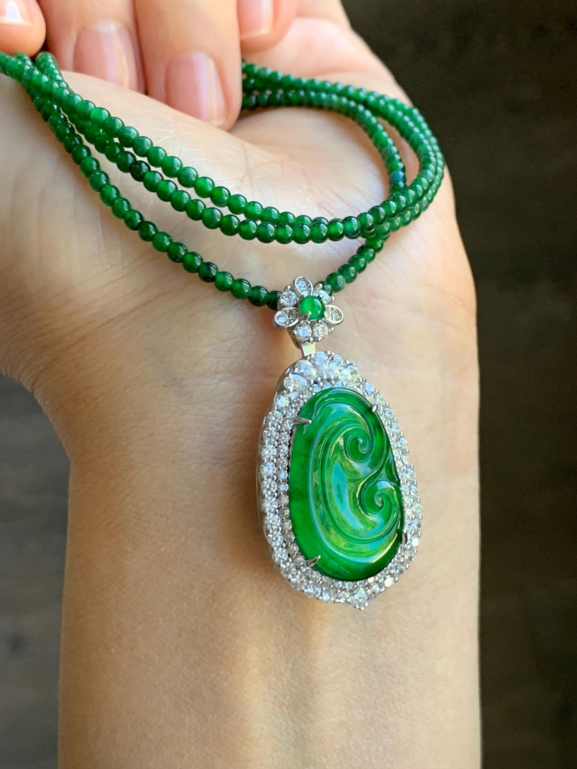 Certified Natural Guatemalan Icy Translucent Vibrant Green Jade Jadeite Ruyi Pendant Sterling Silver Beaded Necklace 天然冰危绿翡翠如意吊坠绿翡翠珠项链 094