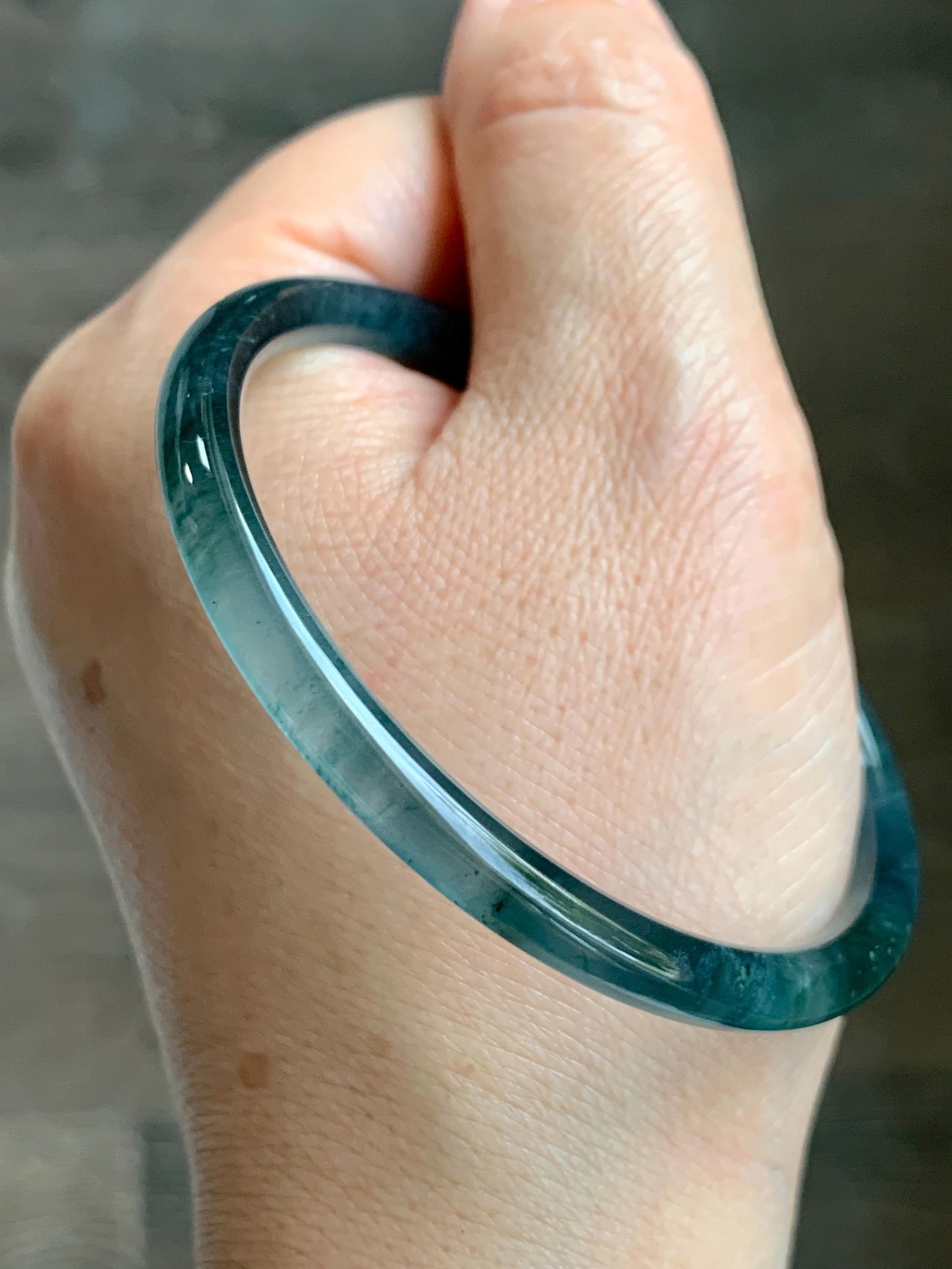 Certified Natural Grade A Guatemalan Icy Translucent Dark Teal Blue Marbled Jade Jadeite Bangle Bracelet 56.65mm 7” 15g 天然冰胶危蓝飘花翡翠细圆条手镯 068