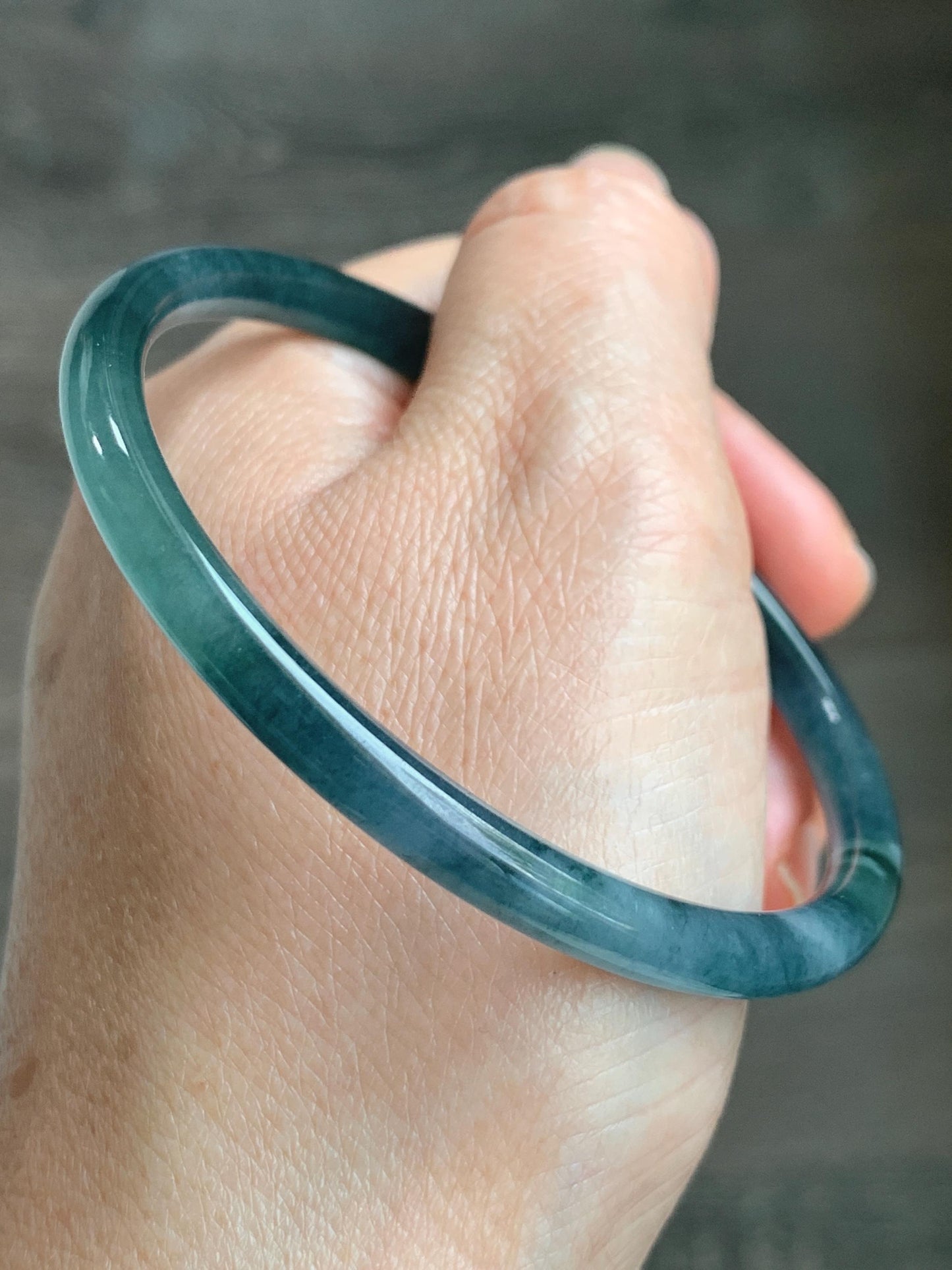 Certified Natural Grade A Guatemalan Icy Translucent Dark Teal Blue Marbled Jade Jadeite Bangle Bracelet 60mm 7.42” 15g 天然冰胶危蓝飘花翡翠细圆条手镯 072
