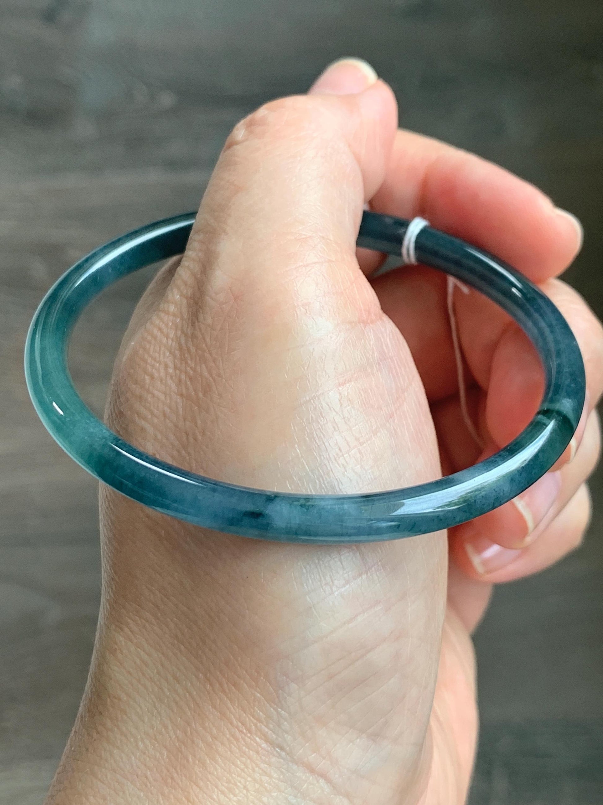 Certified Natural Grade A Guatemalan Icy Translucent Dark Teal Blue Marbled Jade Jadeite Bangle Bracelet 60mm 7.42” 15g 天然冰胶危蓝飘花翡翠细圆条手镯 072
