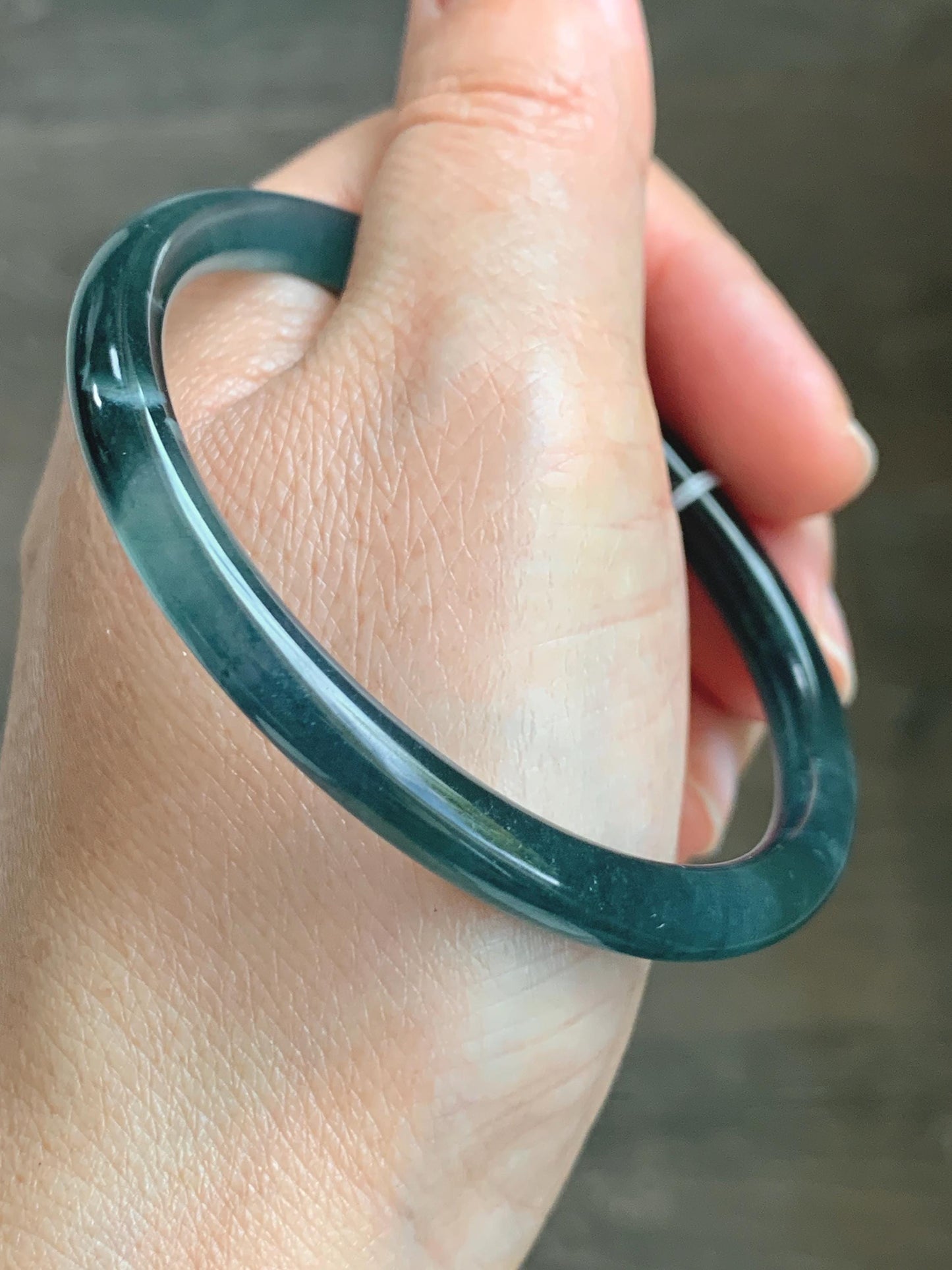 Certified Natural Grade A Guatemalan Icy Translucent Dark Teal Blue Marbled Jade Jadeite Bangle Bracelet 56.28mm 6.95” 天然冰胶危蓝飘花翡翠细圆条手镯 070