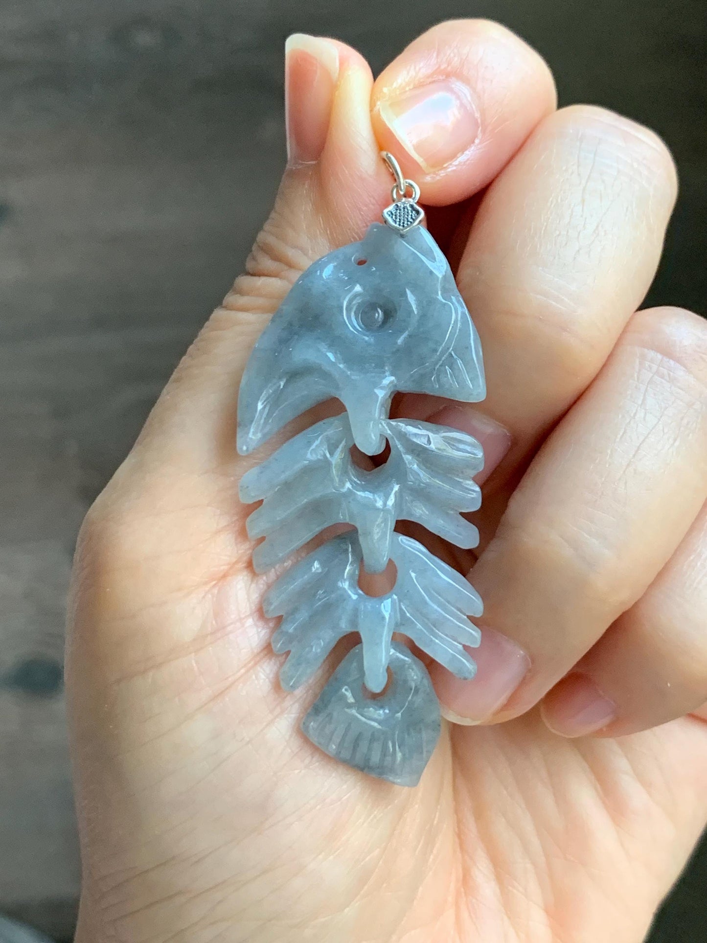 Natural Grade A Icy Translucent Light Gray Wuji Jade Jadeite Fish Bone Pendant Sterling Silver 10g 天然细糯乌鸡翡翠鱼骨头吊坠 MWY220