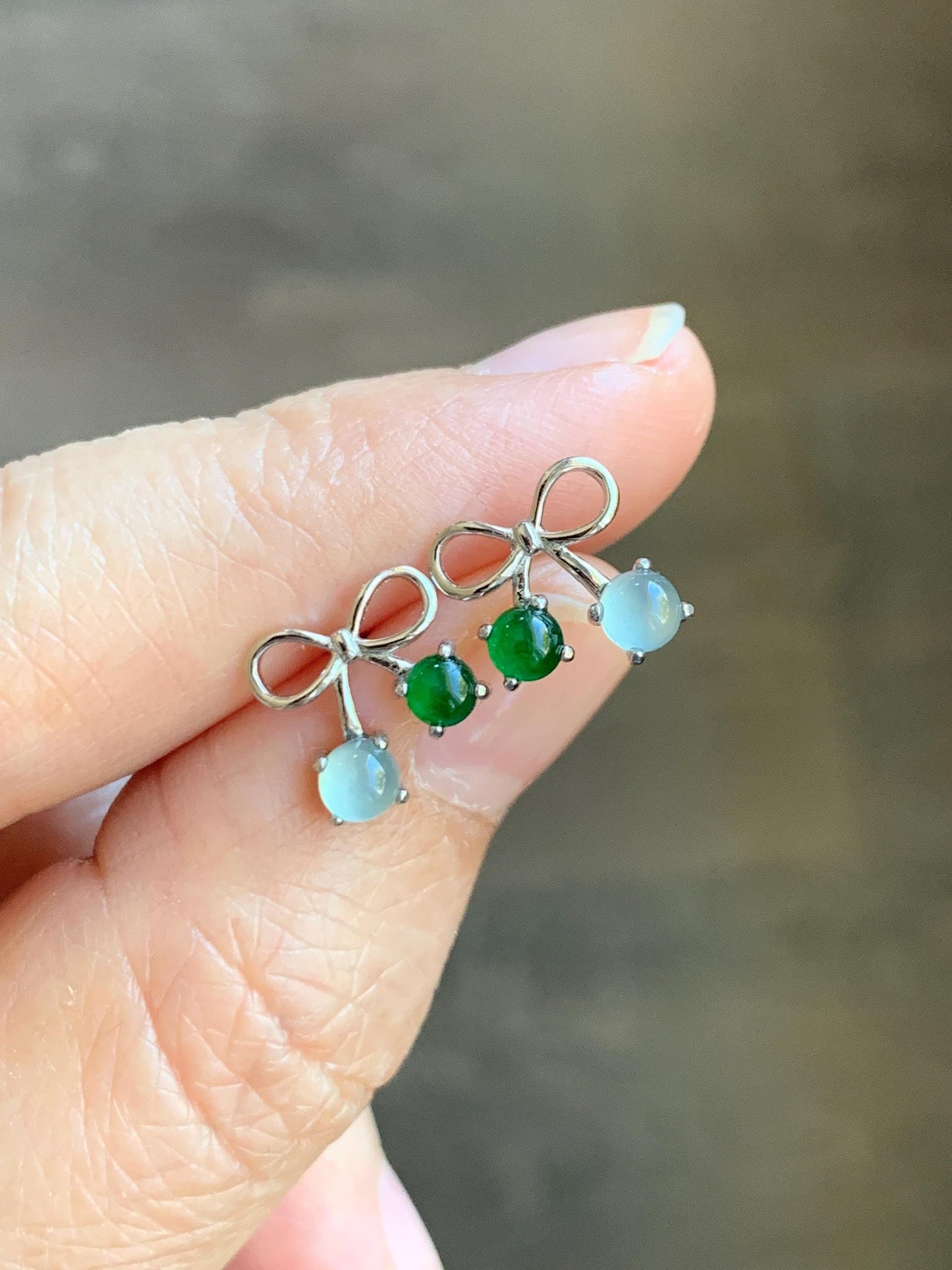 Natural Guatemalan Grade A Icy Highly Translucent Pale Blue Vibrant Green Jade Jadeite Bow Earrings Sterling Silver 天然冰危蓝绿翡翠蝴蝶结耳钉 WSB120A