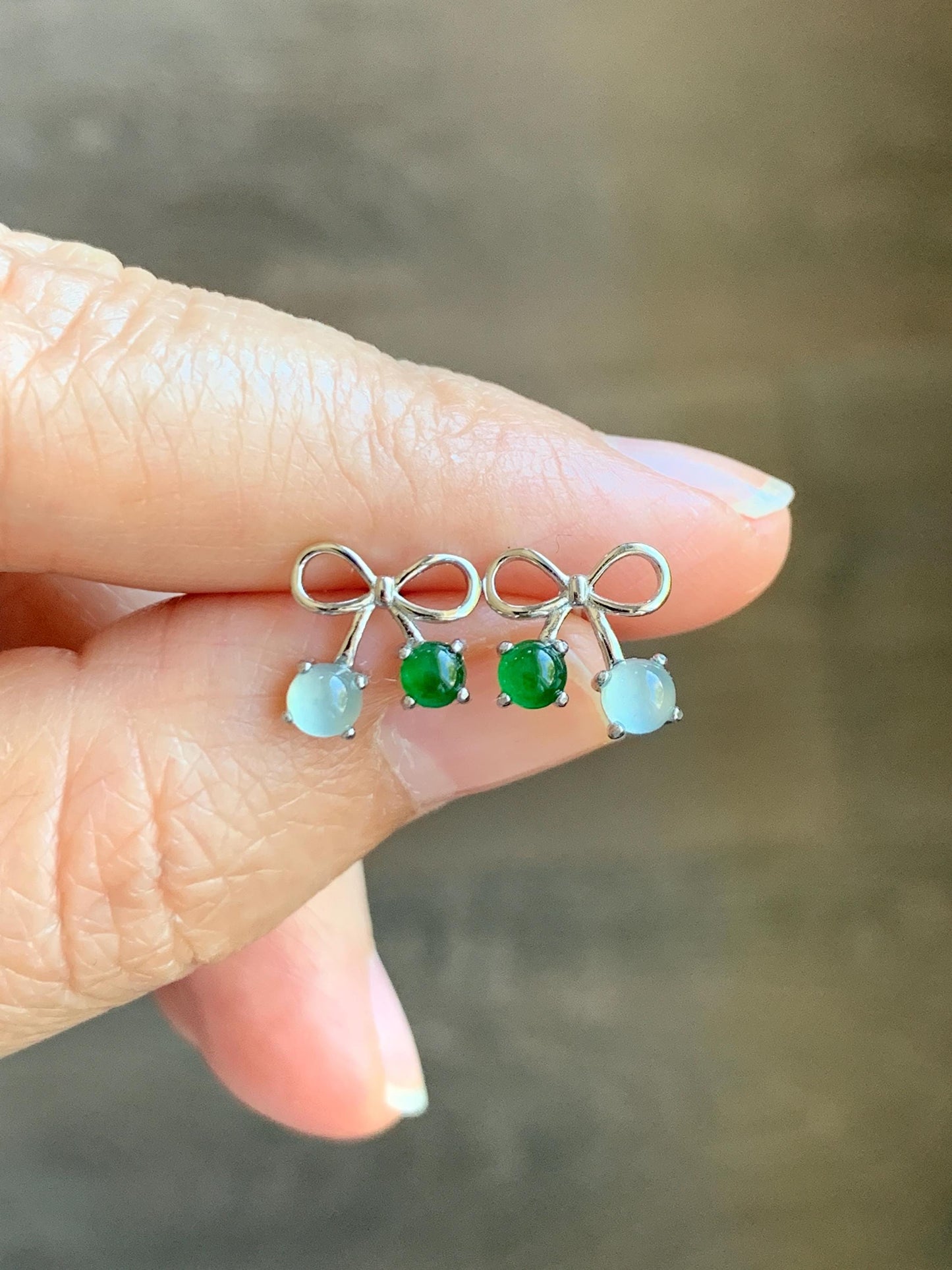 Natural Guatemalan Grade A Icy Highly Translucent Pale Blue Vibrant Green Jade Jadeite Bow Earrings Sterling Silver 天然冰危蓝绿翡翠蝴蝶结耳钉 WSB120A