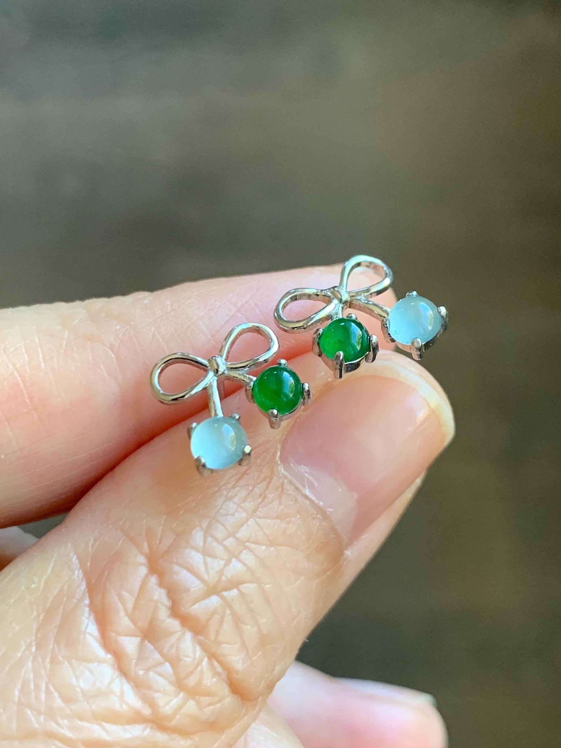 Natural Guatemalan Grade A Icy Highly Translucent Pale Blue Vibrant Green Jade Jadeite Bow Earrings Sterling Silver 天然冰危蓝绿翡翠蝴蝶结耳钉 WSB120B
