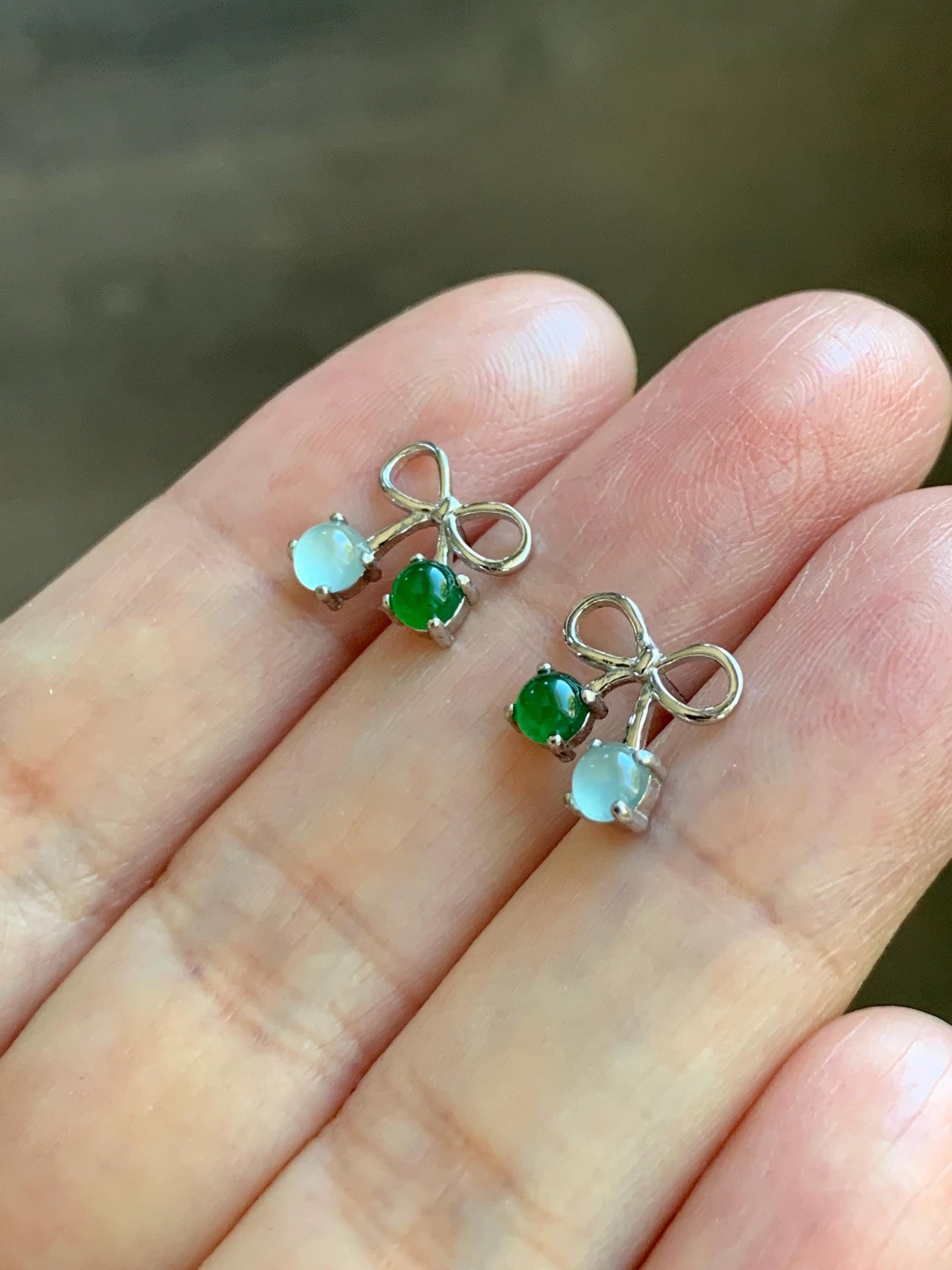 Natural Guatemalan Grade A Icy Highly Translucent Pale Blue Vibrant Green Jade Jadeite Bow Earrings Sterling Silver 天然冰危蓝绿翡翠蝴蝶结耳钉 WSB120B