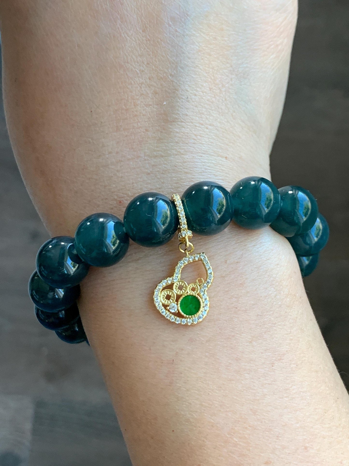 Natural Grade A Icy Vibrant Green Jade Jadeite Hua Qing Gourd Hulu Charm Pendant Sterling Silver Yellow Gold Overlay 天然花青翡翠葫芦珍珠扣吊坠 MHQ140H