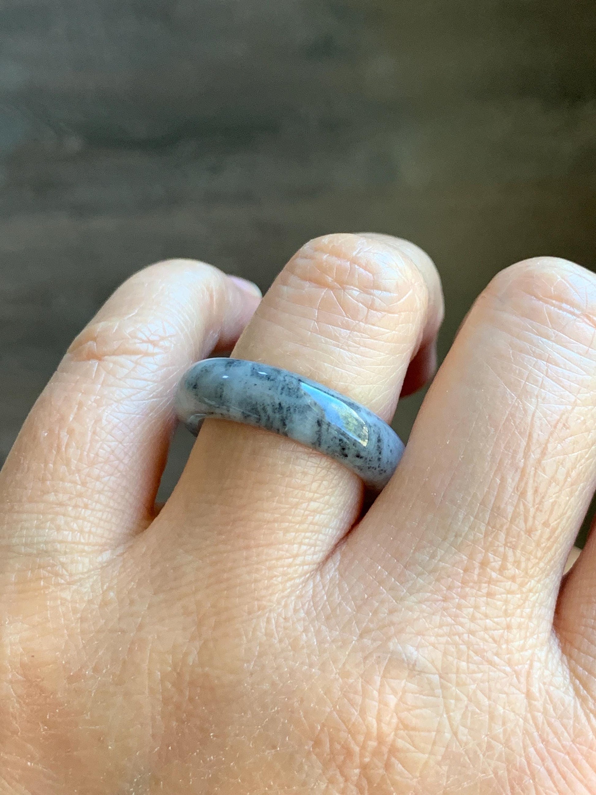 Natural Grade A Icy Translucent Light Gray Wuji Marbled Jade Jadeite Band Ring Size 8.75 US 天然冰胶乌鸡翡翠戒圈 MWJ66B