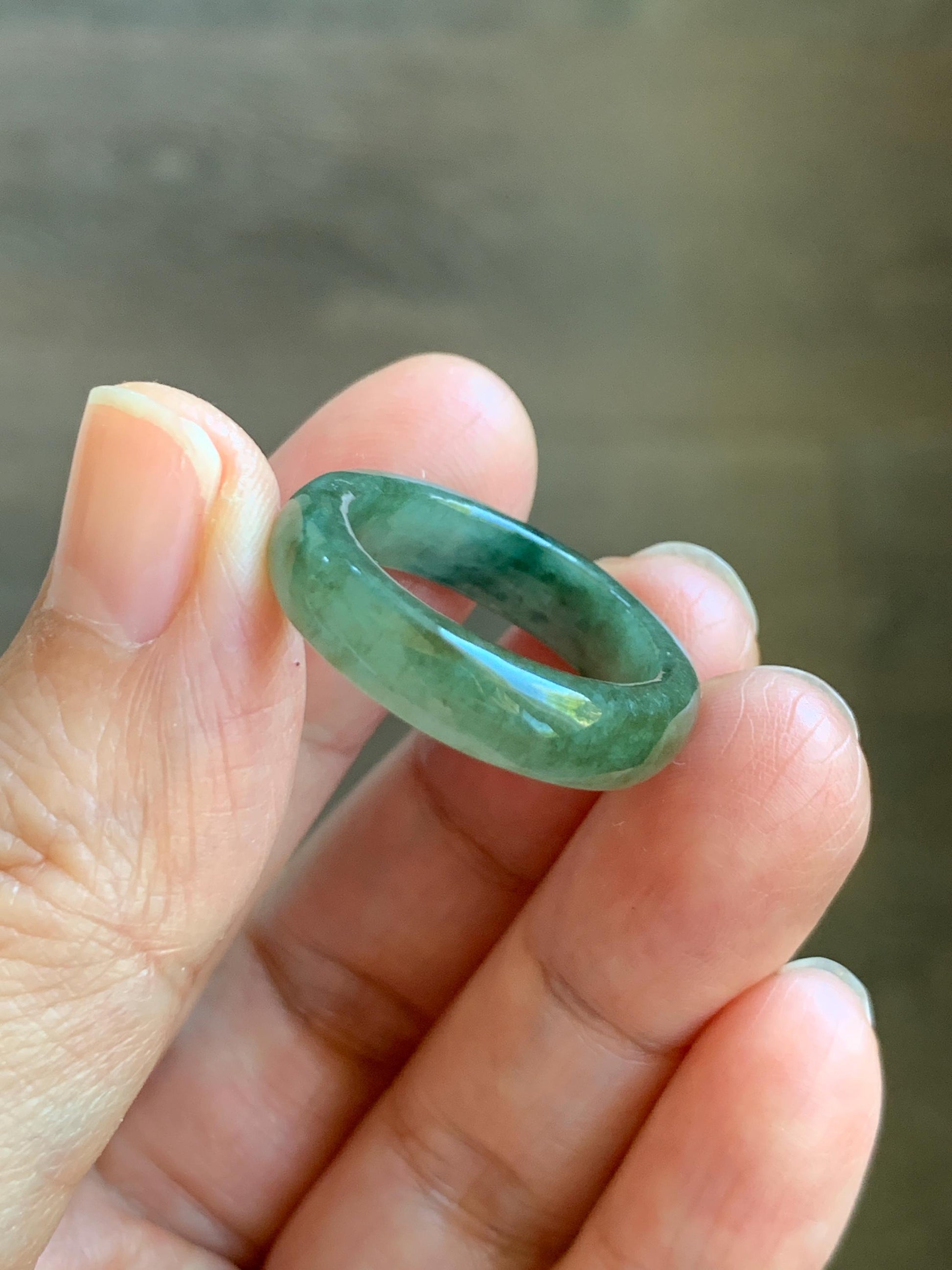 Natural Grade A Icy Translucent Olive Green Marbled Jade Jadeite Band Ring Size 7.75 US 3g 天然暗绿飘花翡翠戒圈 MAL66