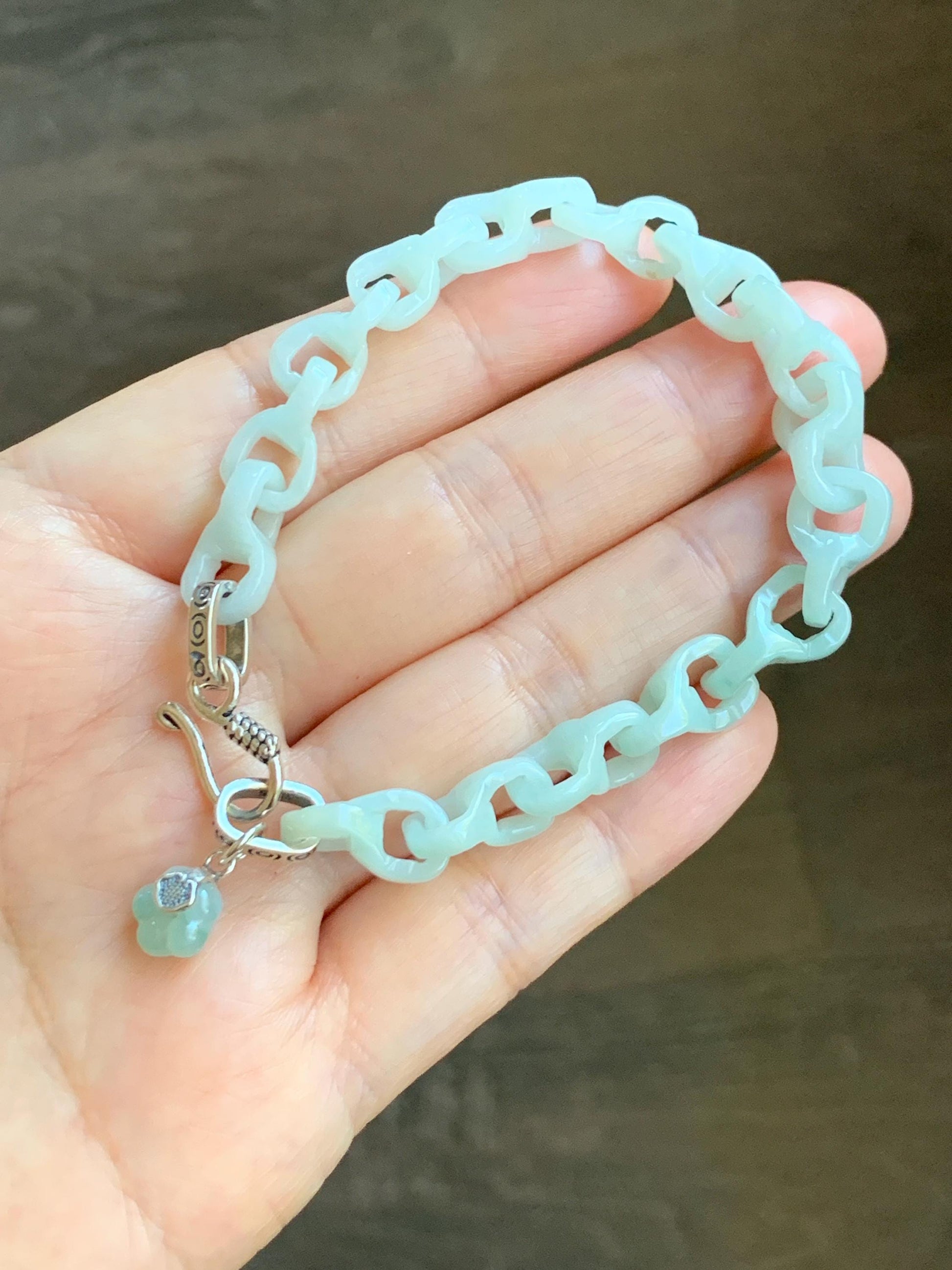 Certified Natural Grade A Icy Pastel Green Jade Jadeite Carved Interlocking Dragon Bone Chain Bracelet Sterling Silver 7.25” 天然细糯晴底翡翠龙骨手链573