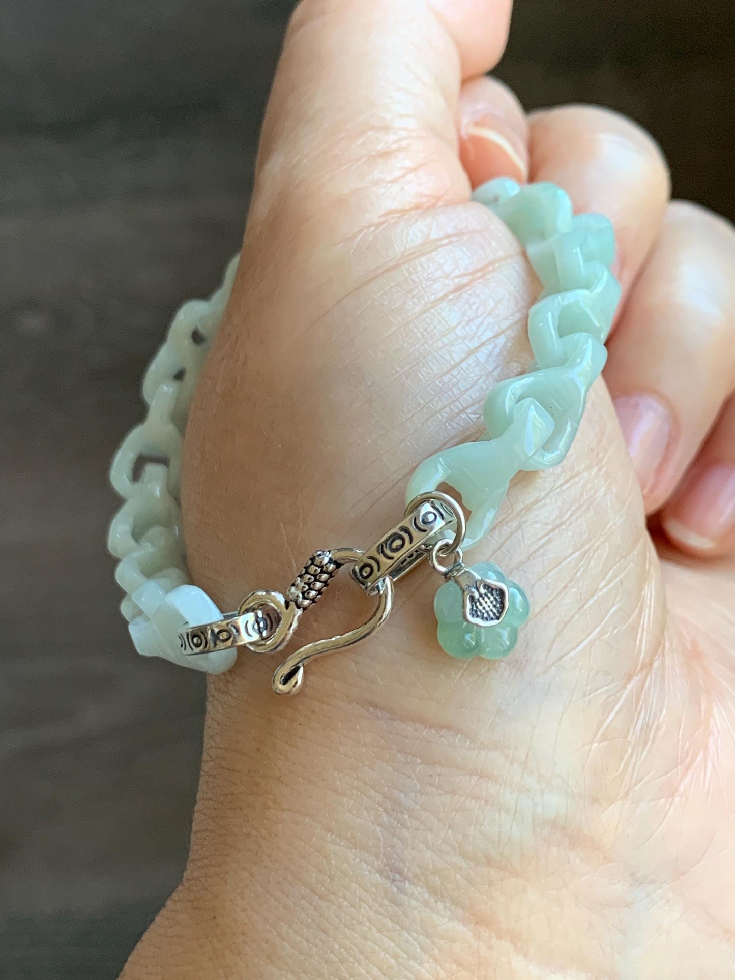 Certified Natural Grade A Icy Pastel Green Jade Jadeite Carved Interlocking Dragon Bone Chain Bracelet Sterling Silver 7.25” 天然细糯晴底翡翠龙骨手链573