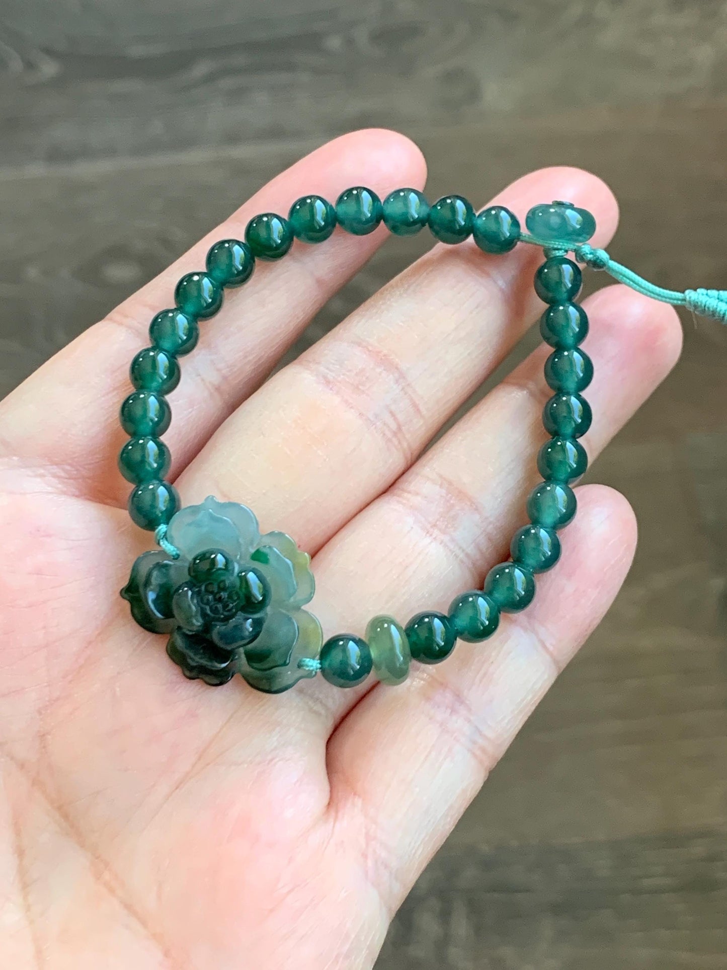 Natural Guatemalan Icy Translucent Dark Teal Yellow Marbled Jade Jadeite Lotus Flower Beaded Bracelet 6.5” 11g 天然冰危深蓝三彩翡翠莲花圆珠手串 WSC132