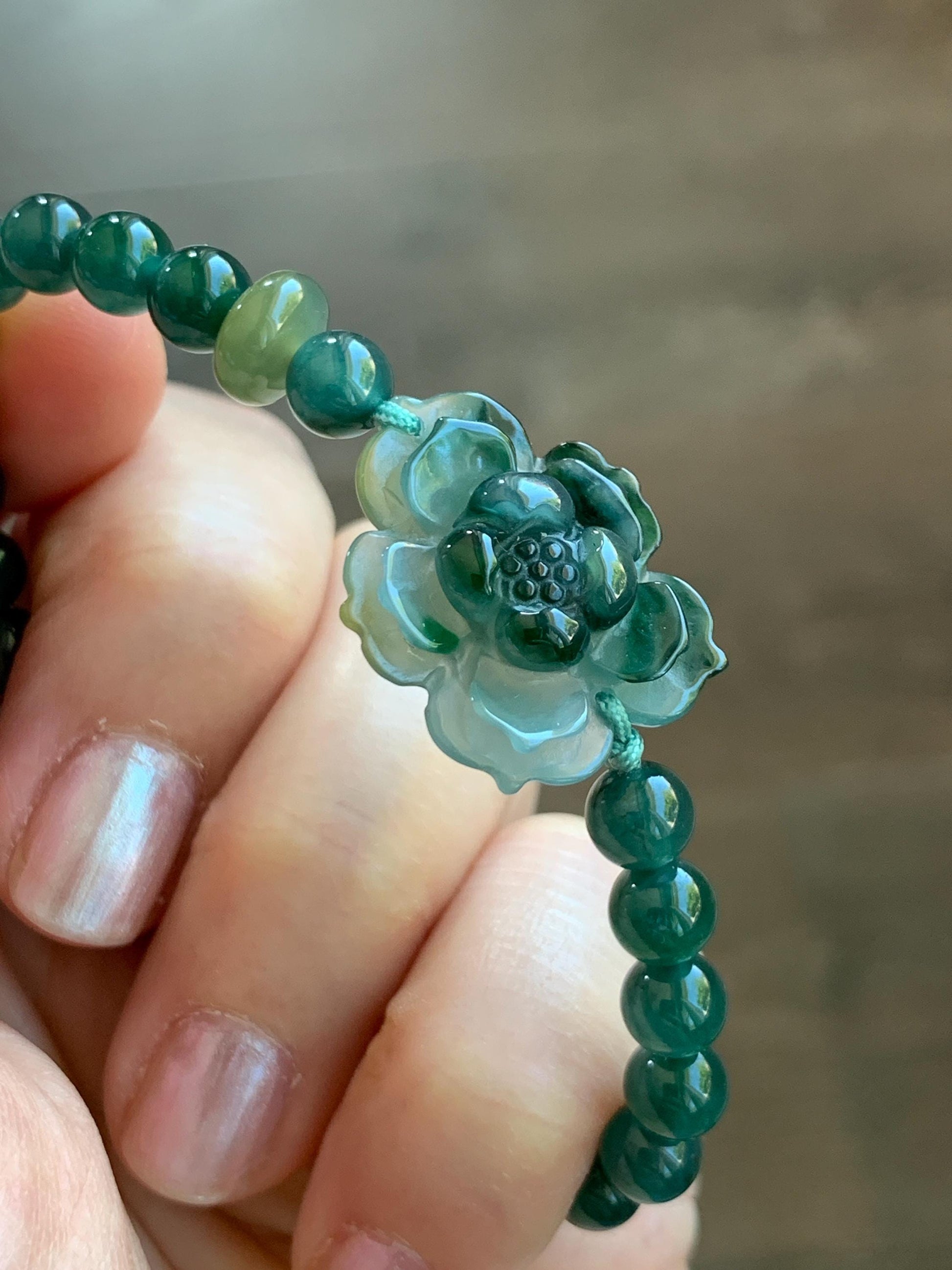 Natural Guatemalan Icy Translucent Dark Teal Yellow Marbled Jade Jadeite Lotus Flower Beaded Bracelet 6.5” 11g 天然冰危深蓝三彩翡翠莲花圆珠手串 WSC132