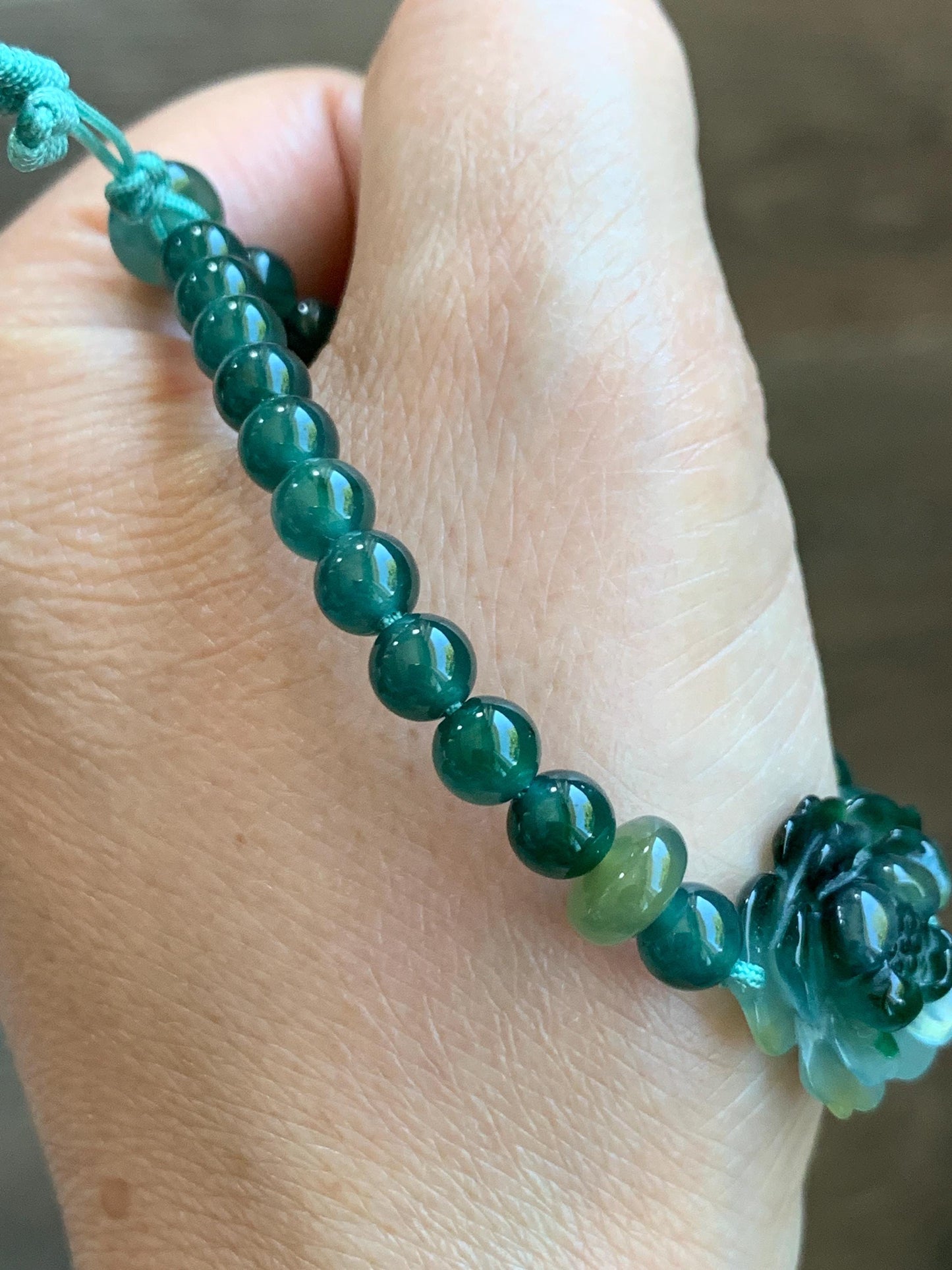 Natural Guatemalan Icy Translucent Dark Teal Yellow Marbled Jade Jadeite Lotus Flower Beaded Bracelet 6.5” 11g 天然冰危深蓝三彩翡翠莲花圆珠手串 WSC132