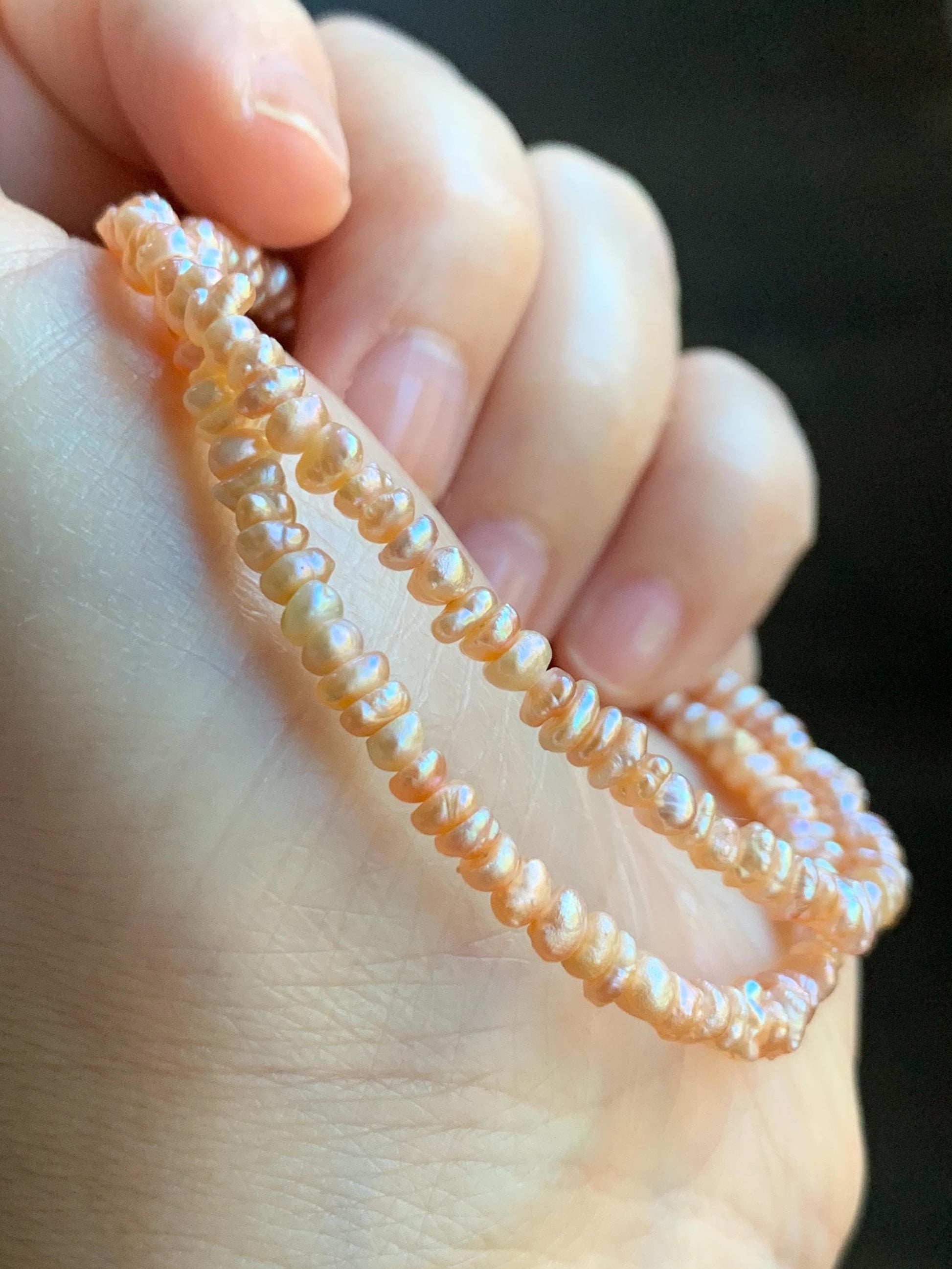 Natural Freshwater All-Nacre Metallica Peachy Pink Petite Baroque Pearls Necklace Sterling Silver 3.6mm 15”-16.5” 9g 天然淡水无核桃粉巴洛克珍珠项链 TSP1602