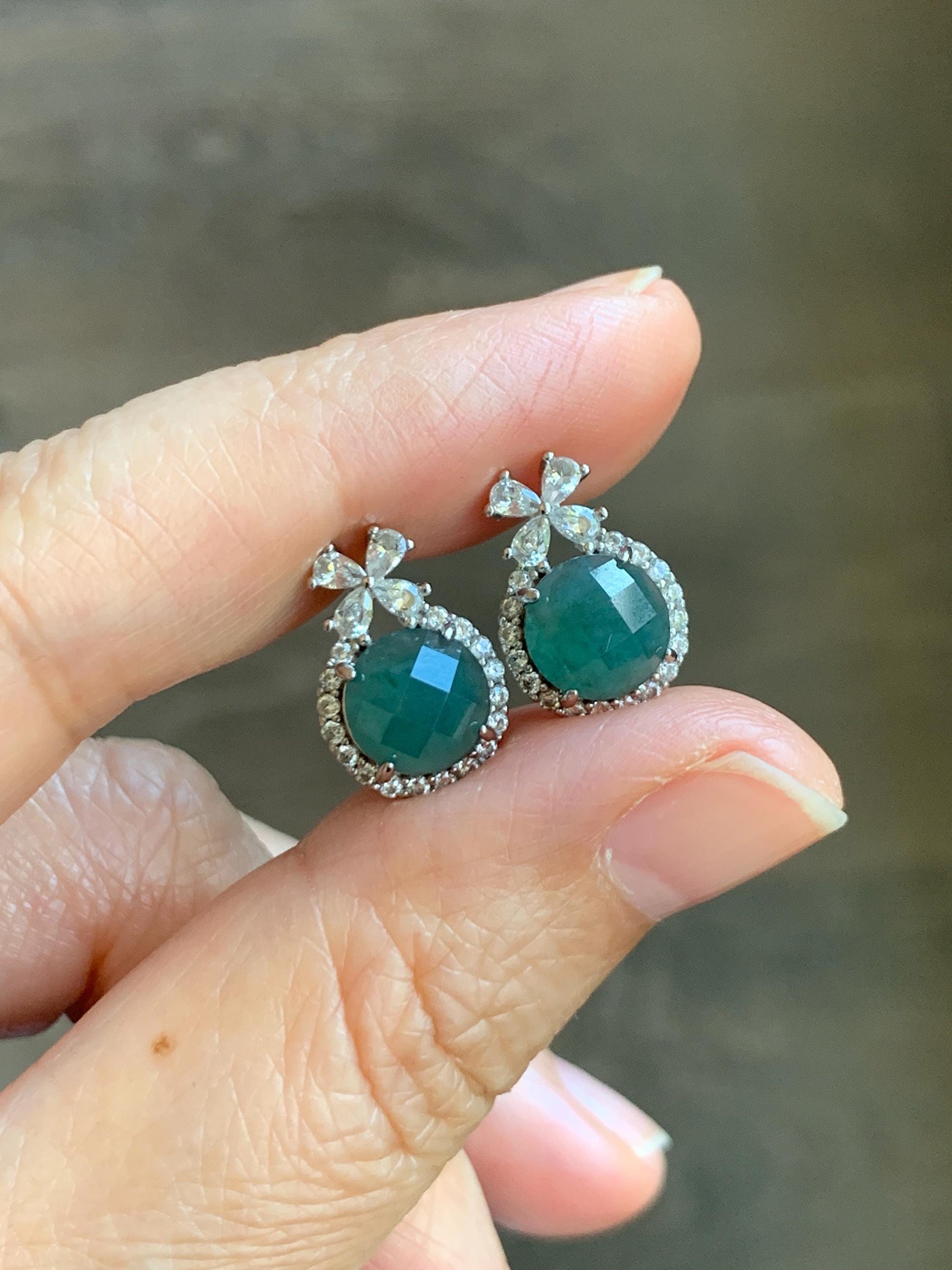 Natural Grade A Guatemalan Icy Translucent Dark Teal Blue Jade Jadeite Faceted Round Stud Earrings Sterling Silver 天然冰危深蓝绿翡翠切割面银镶耳钉 WQG77