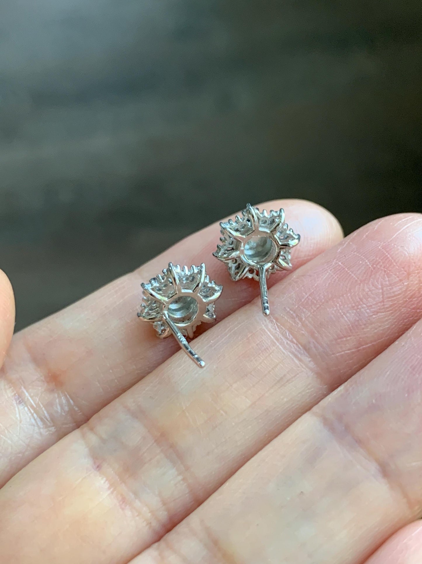 Natural Guatemalan Grade A Icy Translucent Vibrant Green Jade Jadeite Snowflake Stud Earrings Sterling Silver 天然冰危绿翡翠银镶耳钉 HAE77
