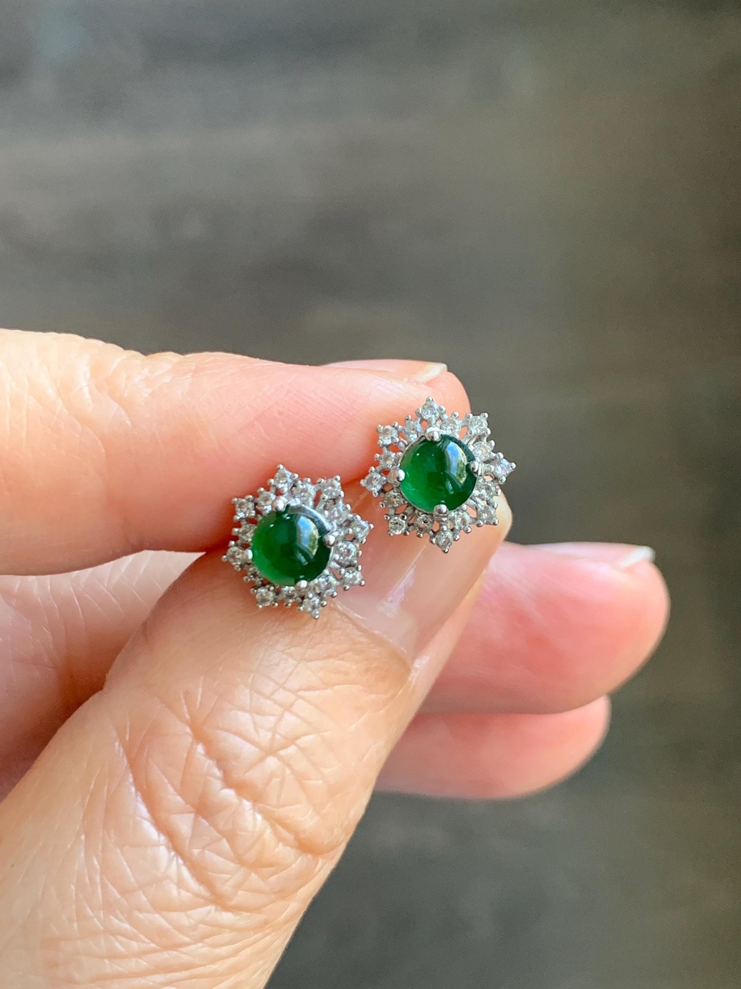 Natural Guatemalan Grade A Icy Translucent Vibrant Green Jade Jadeite Snowflake Stud Earrings Sterling Silver 天然冰危绿翡翠银镶耳钉 HAE77