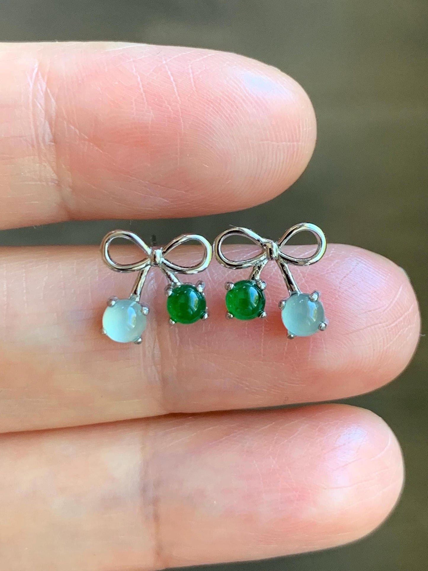Natural Guatemalan Grade A Icy Highly Translucent Pale Blue Vibrant Green Jade Jadeite Bow Earrings Sterling Silver 天然冰危蓝绿翡翠蝴蝶结耳钉 WSB120B