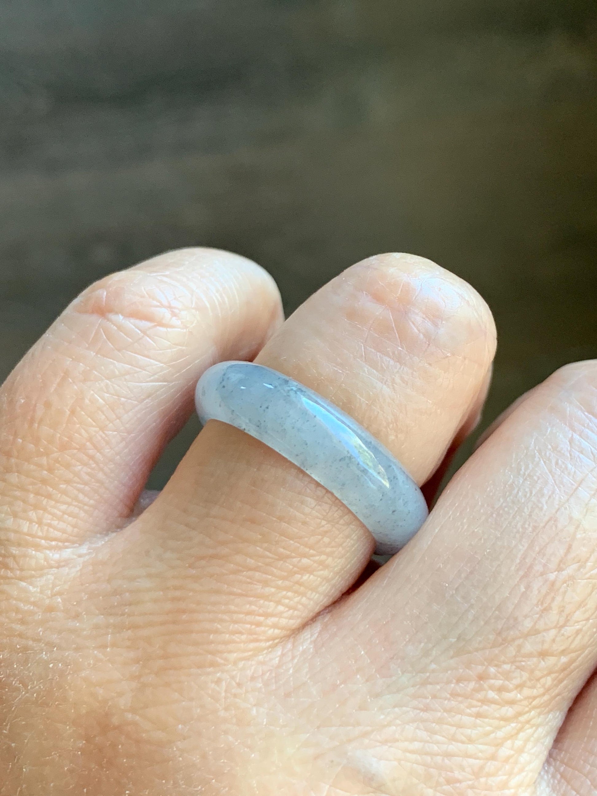 Natural Grade A Icy Translucent Light Gray Wuji Marbled Jade Jadeite Band Ring Size 9 US 天然冰胶乌鸡翡翠戒圈 MWJ66