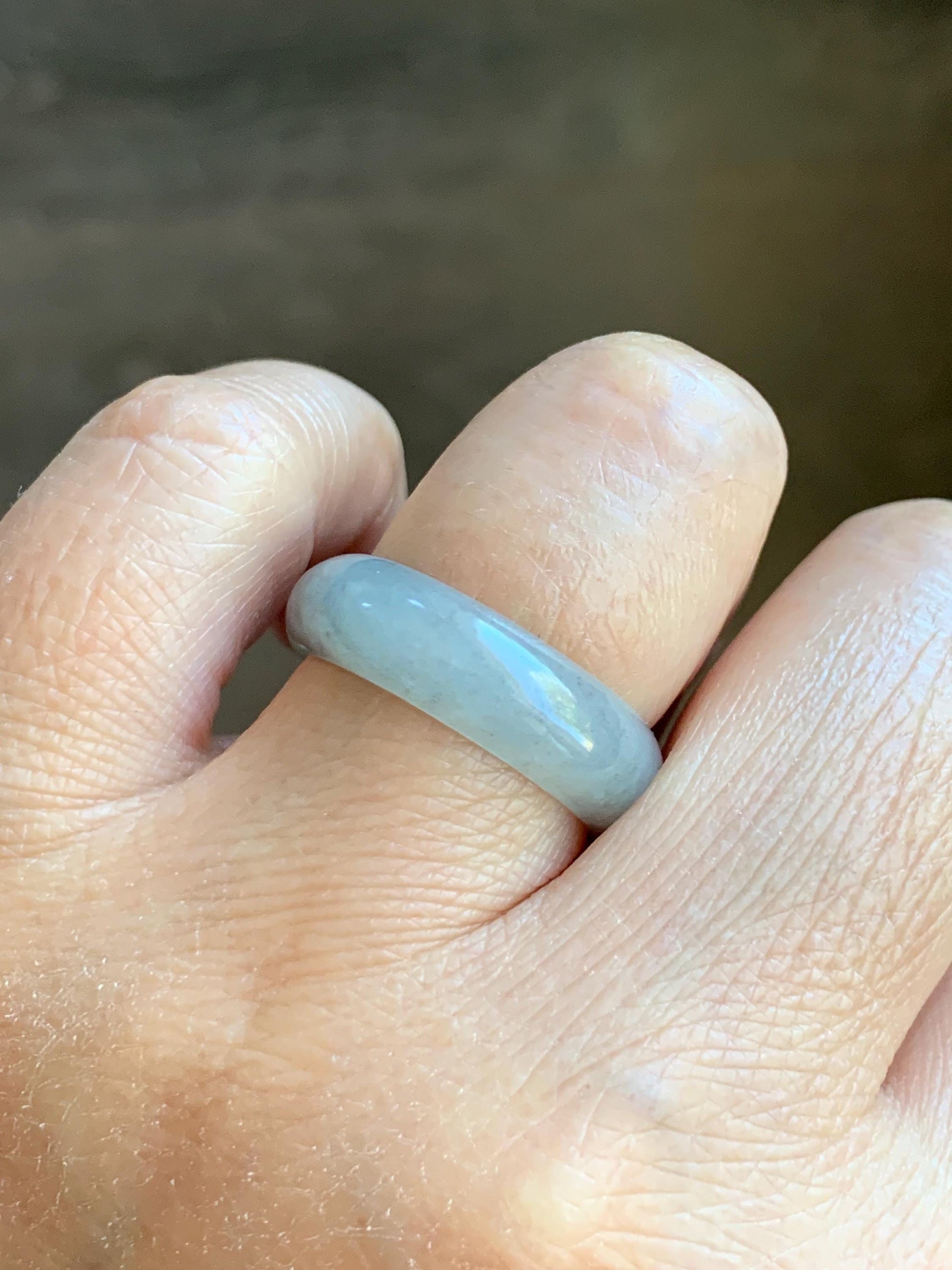 Natural Grade A Icy Translucent Light Gray Wuji Marbled Jade Jadeite Band Ring Size 8.5 US 天然冰胶乌鸡翡翠戒圈 MWJ66A