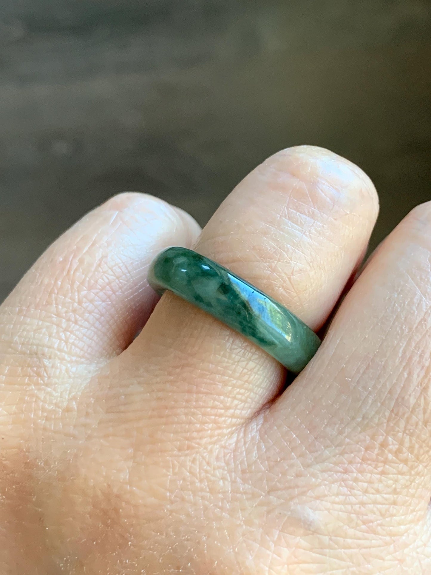 Natural Grade A Icy Translucent Olive Green Marbled Jade Jadeite Band Ring Size 7.75 US 3g 天然暗绿飘花翡翠戒圈 MAL66