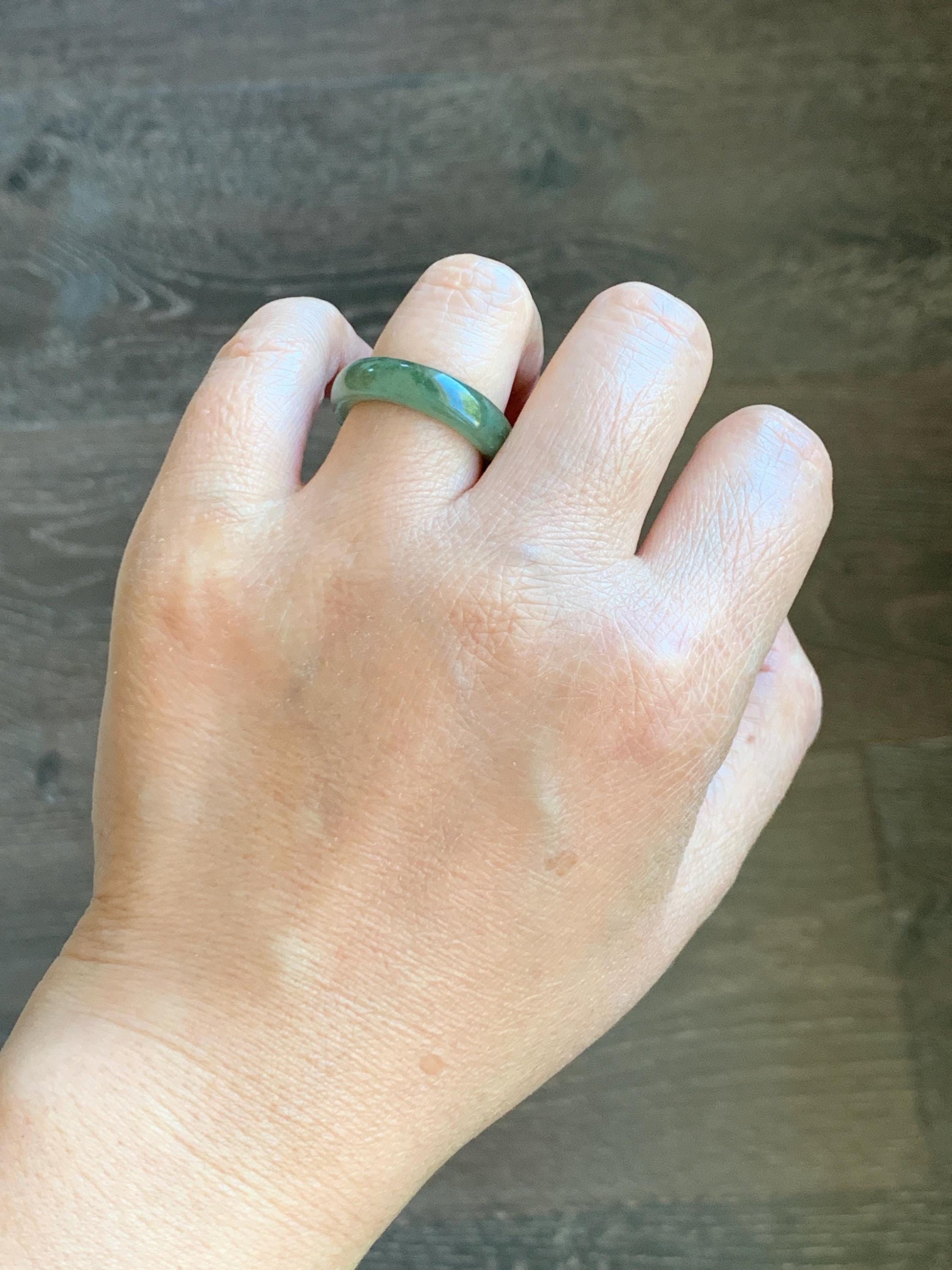 Natural Grade A Icy Translucent Olive Green Marbled Jade Jadeite Band Ring Size 7.75 US 3g 天然暗绿飘花翡翠戒圈 MAL66