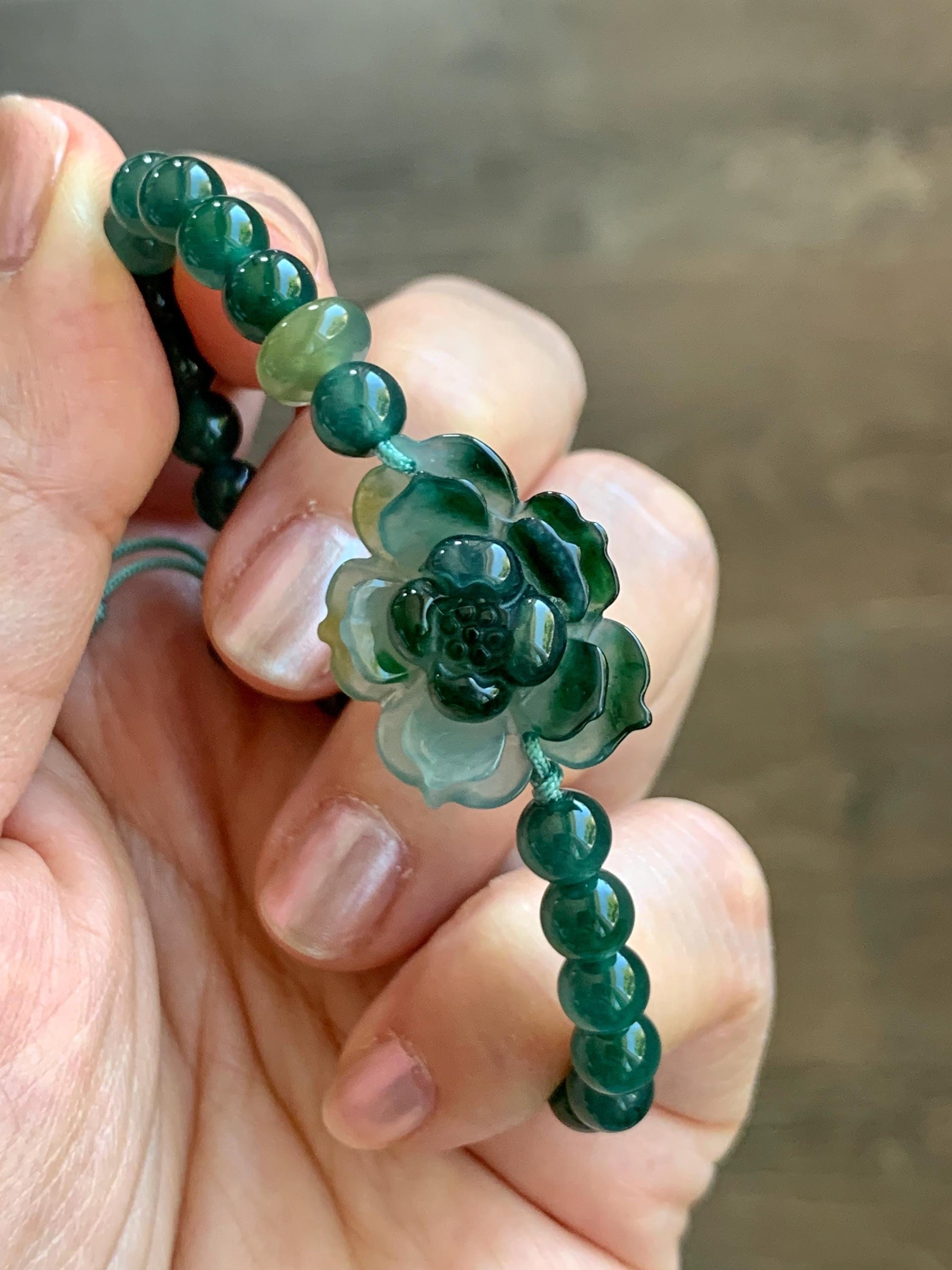 Natural Guatemalan Icy Translucent Dark Teal Yellow Marbled Jade Jadeite Lotus Flower Beaded Bracelet 6.5” 11g 天然冰危深蓝三彩翡翠莲花圆珠手串 WSC132