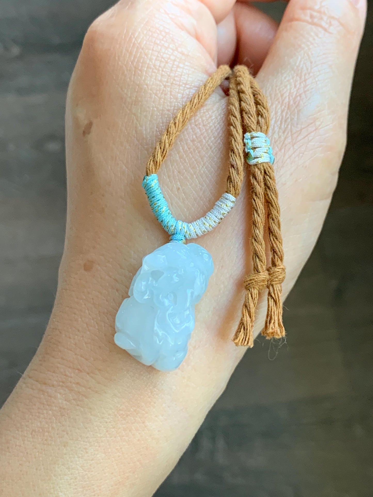 Natural Grade A Icy Translucent White Jade Jadeite Carved Pixiu Pendant Rope Necklace 26.5” 12g 天然白冰翡翠貔貅吊坠 MPG138N