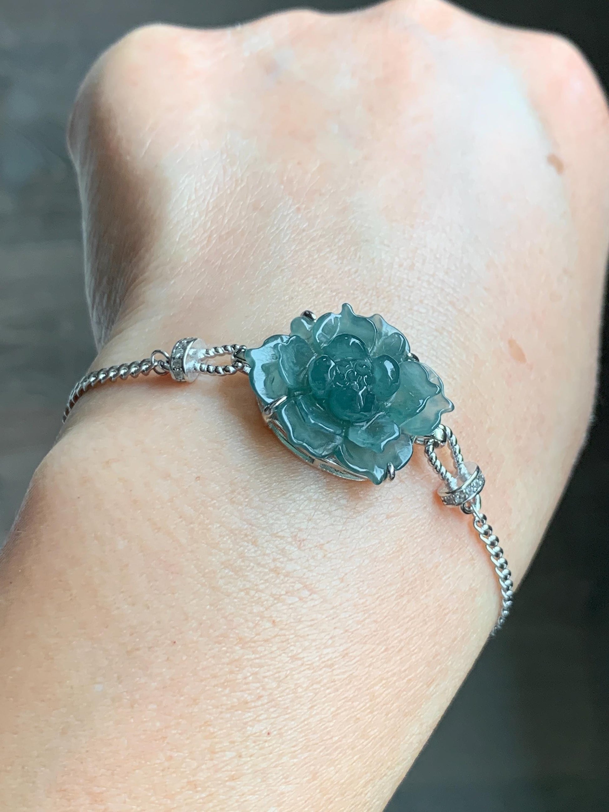 Natural Grade A Guatemalan Icy Dusty Teal Green Jade Jadeite Lotus Flower Chain Bracelet Sterling Silver 6.5”-7.5” 5g 天然冰危深蓝绿翡翠莲花银手链 WLY185B
