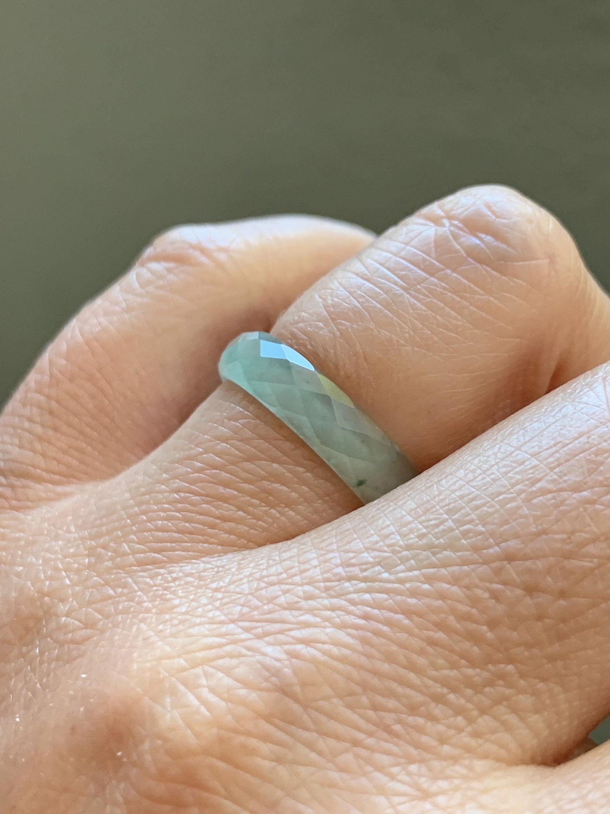 Natural Grade A Guatemalan Icy Highly Translucent Pale Teal Jade Jadeite Diamond Faceted Band Ring Size 7 US 天然冰危浅蓝绿翡翠切割面戒圈戒指 WQD110B
