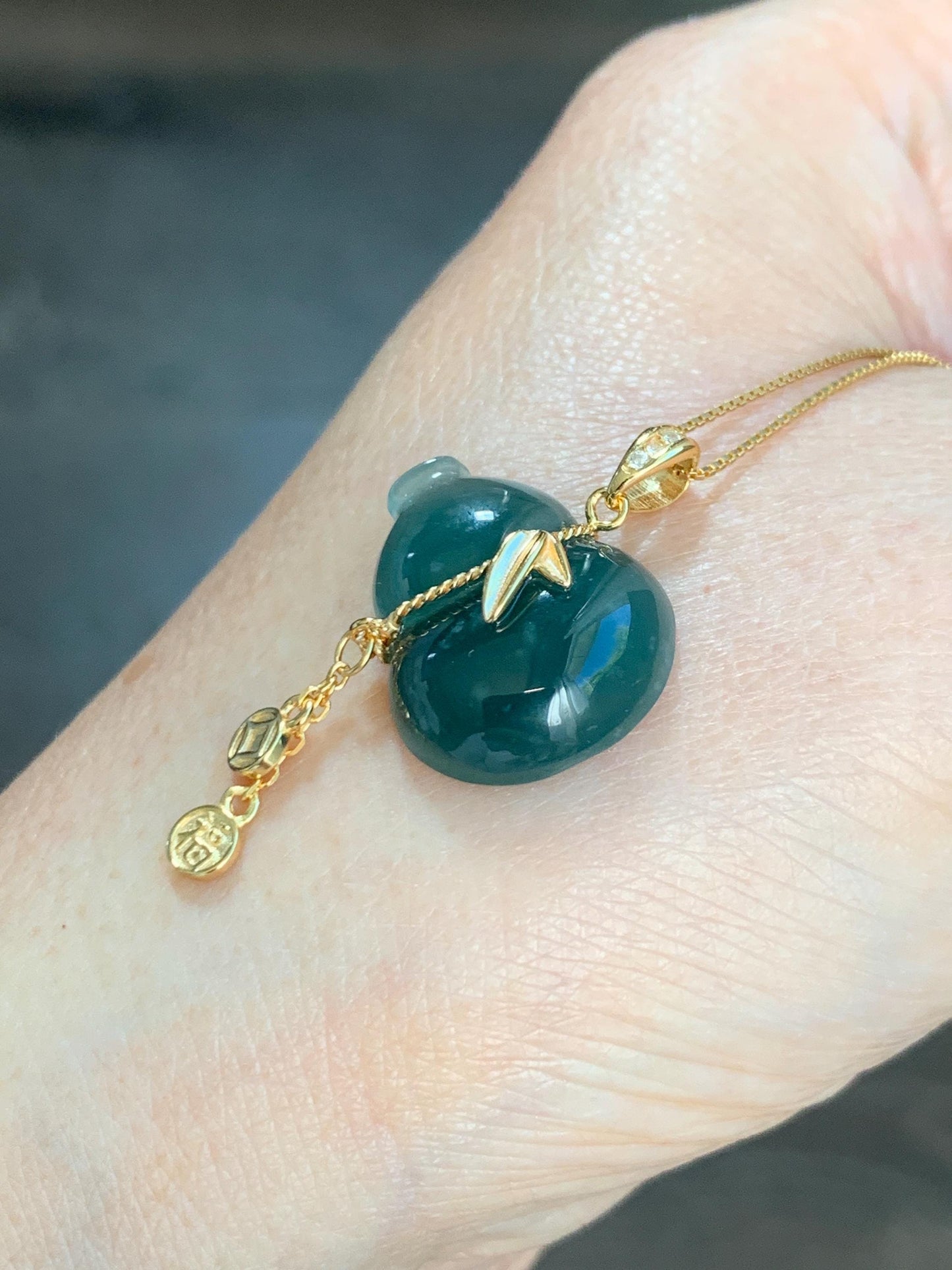 Natural Grade A Guatemalan Icy Highly Translucent Dark Teal Blue Jade Jadeite Gourd Hulu Pendant Sterling Silver 天然冰危深蓝绿翡翠葫芦吊坠 WHL100C
