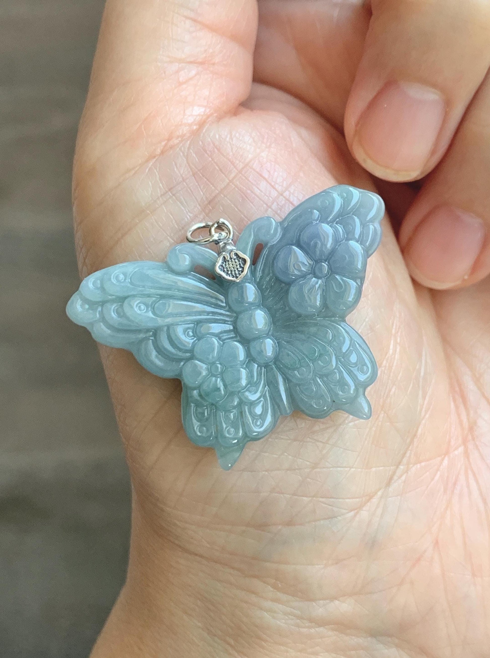 Natural Type A Guatemalan Icy Translucent Light Dusty Blue Purple Marbled Jadeite Butterfly Pendant Sterling Silver 天然冰危暗蓝飘紫翡翠蝴蝶吊坠 WHZ110A