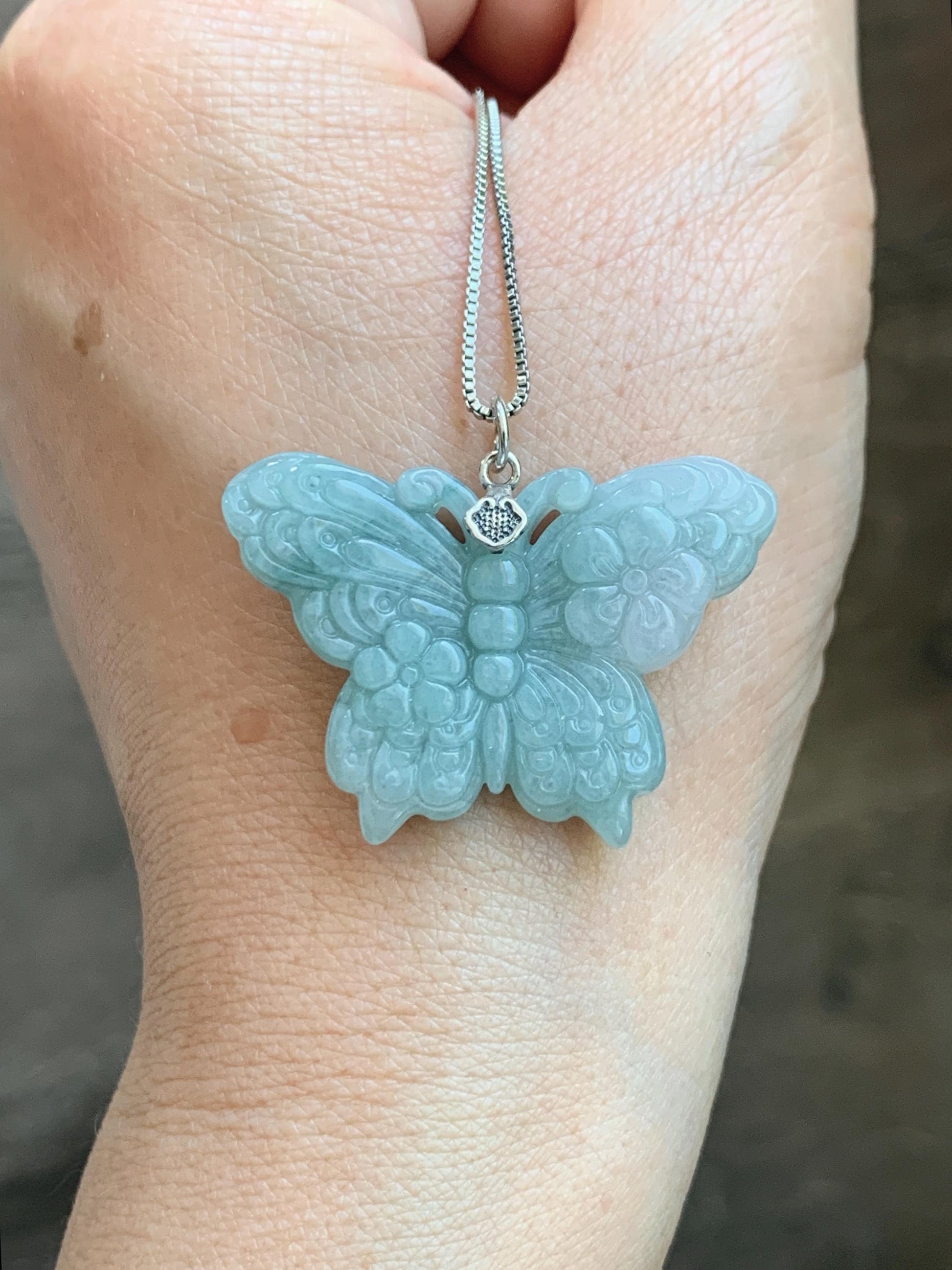 Natural Grade A Translucent Pastel Green & White Marbled Jade Jadeite Carved Butterfly Pendant Sterling Silver 8g 天然晴底加白翡翠蝴蝶吊坠 MHZ110A