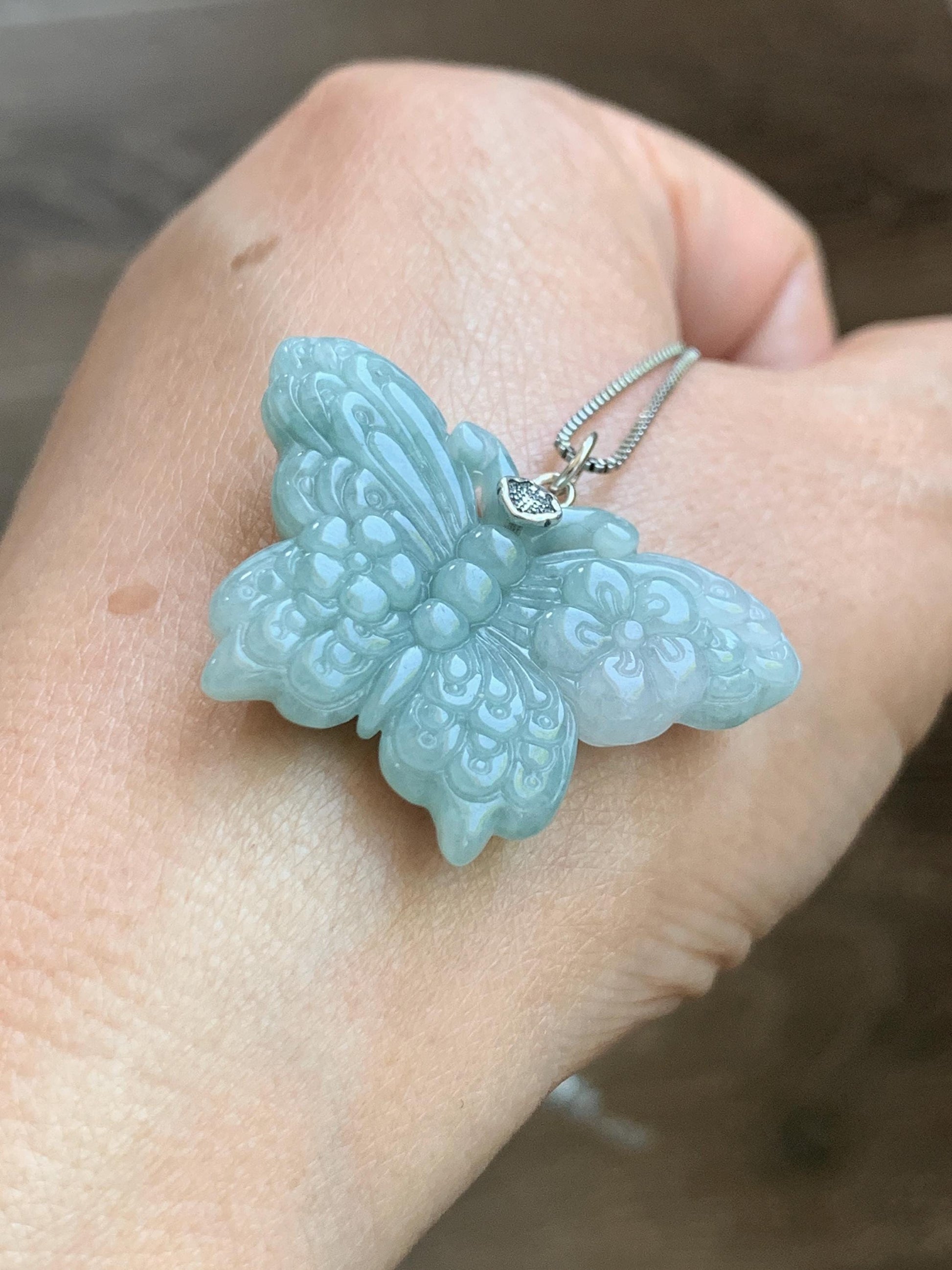 Natural Grade A Translucent Pastel Green & White Marbled Jade Jadeite Carved Butterfly Pendant Sterling Silver 8g 天然晴底加白翡翠蝴蝶吊坠 MHZ110A