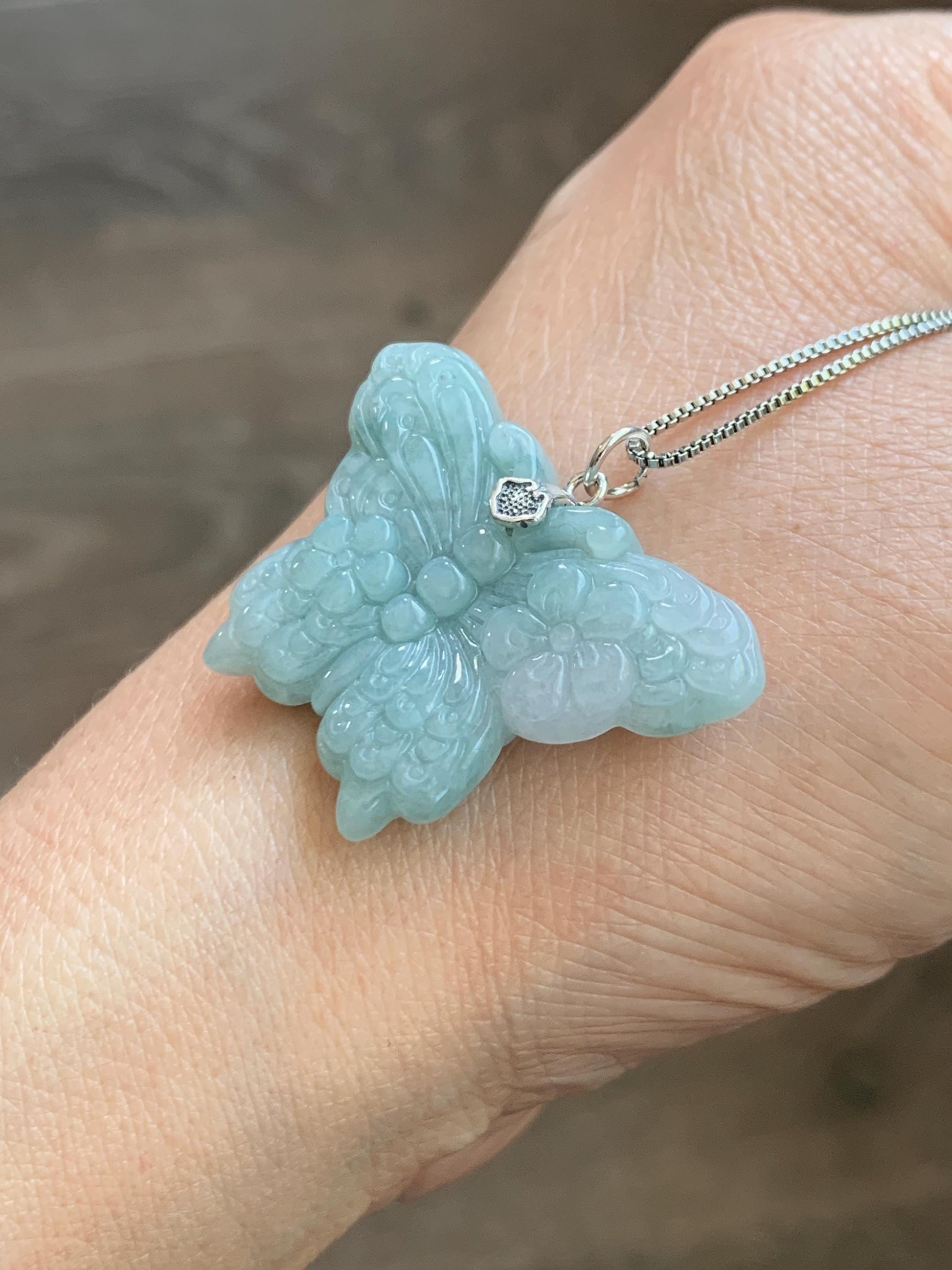 Natural Grade A Translucent Pastel Green & White Marbled Jade Jadeite Carved Butterfly Pendant Sterling Silver 8g 天然晴底加白翡翠蝴蝶吊坠 MHZ110A