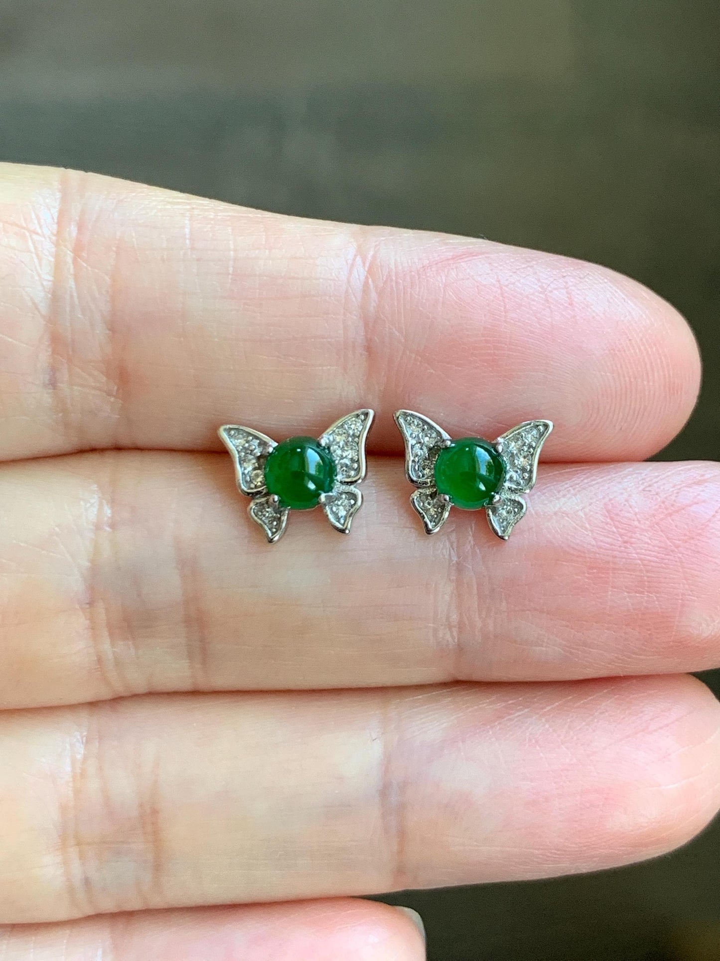 Natural Grade A Guatemalan Icy Translucent Vibrant Green Jade Jadeite Butterfly Stud Earrings Sterling Silver 天然冰危绿翡翠蝴蝶镶嵌耳钉 WYD77