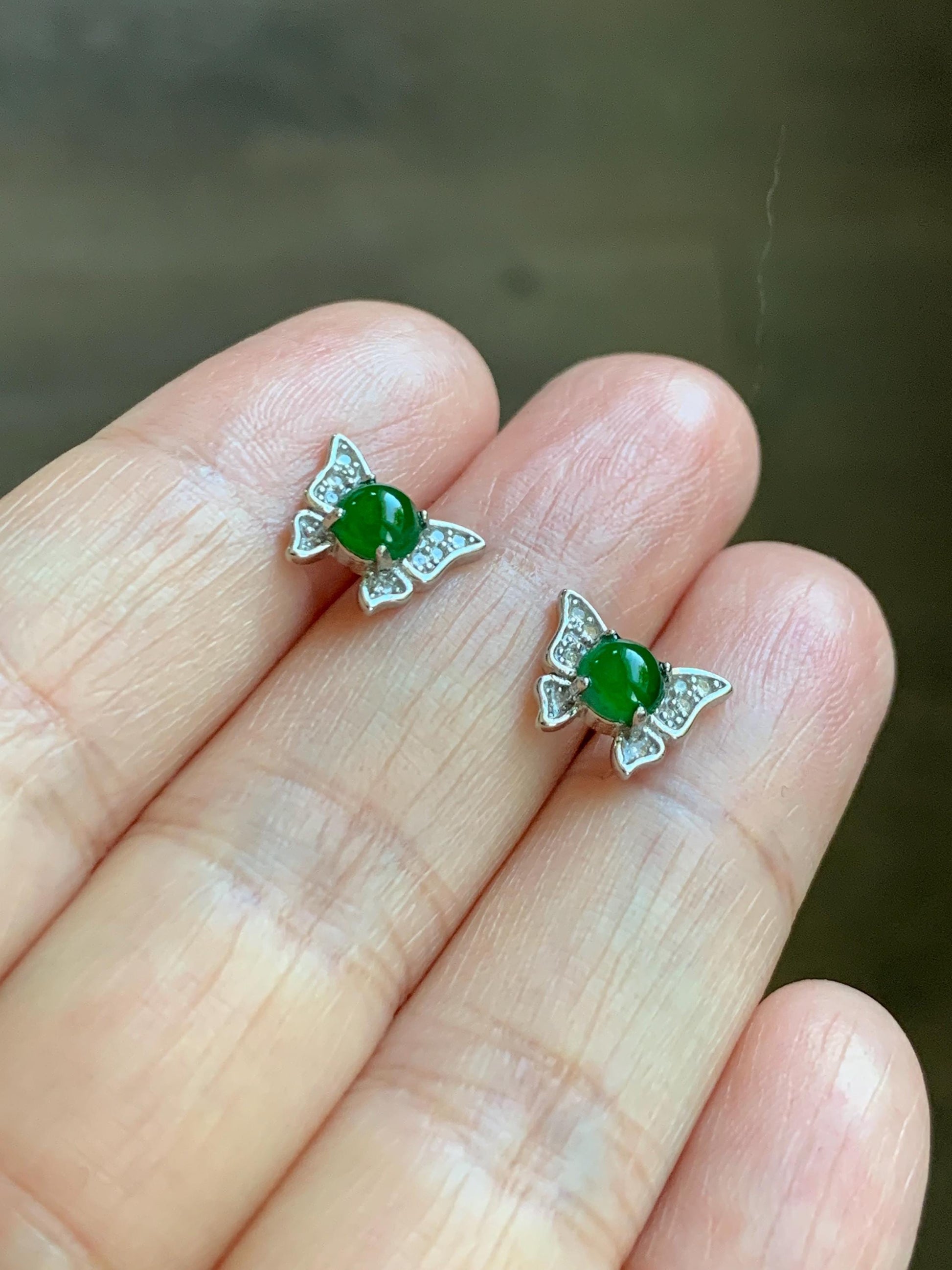 Natural Grade A Guatemalan Icy Translucent Vibrant Green Jade Jadeite Butterfly Stud Earrings Sterling Silver 天然冰危绿翡翠蝴蝶镶嵌耳钉 WYD77