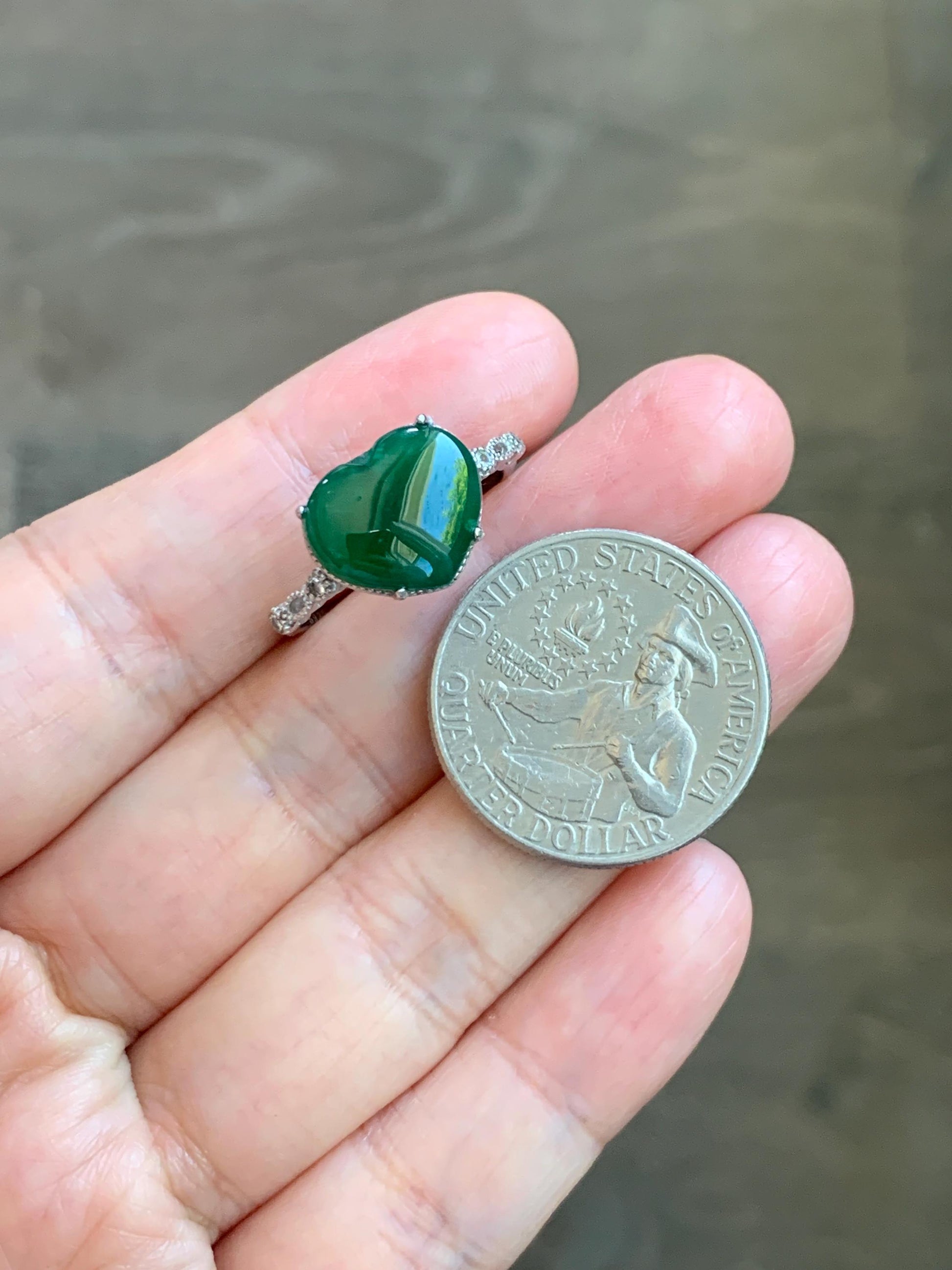 Natural Grade A Guatemalan Icy Translucent Intense Green Jade Jadeite Heart Ring Sterling Silver Size Adjustable 天然冰危深绿翡翠爱心蛋面银镶戒指 WSL140